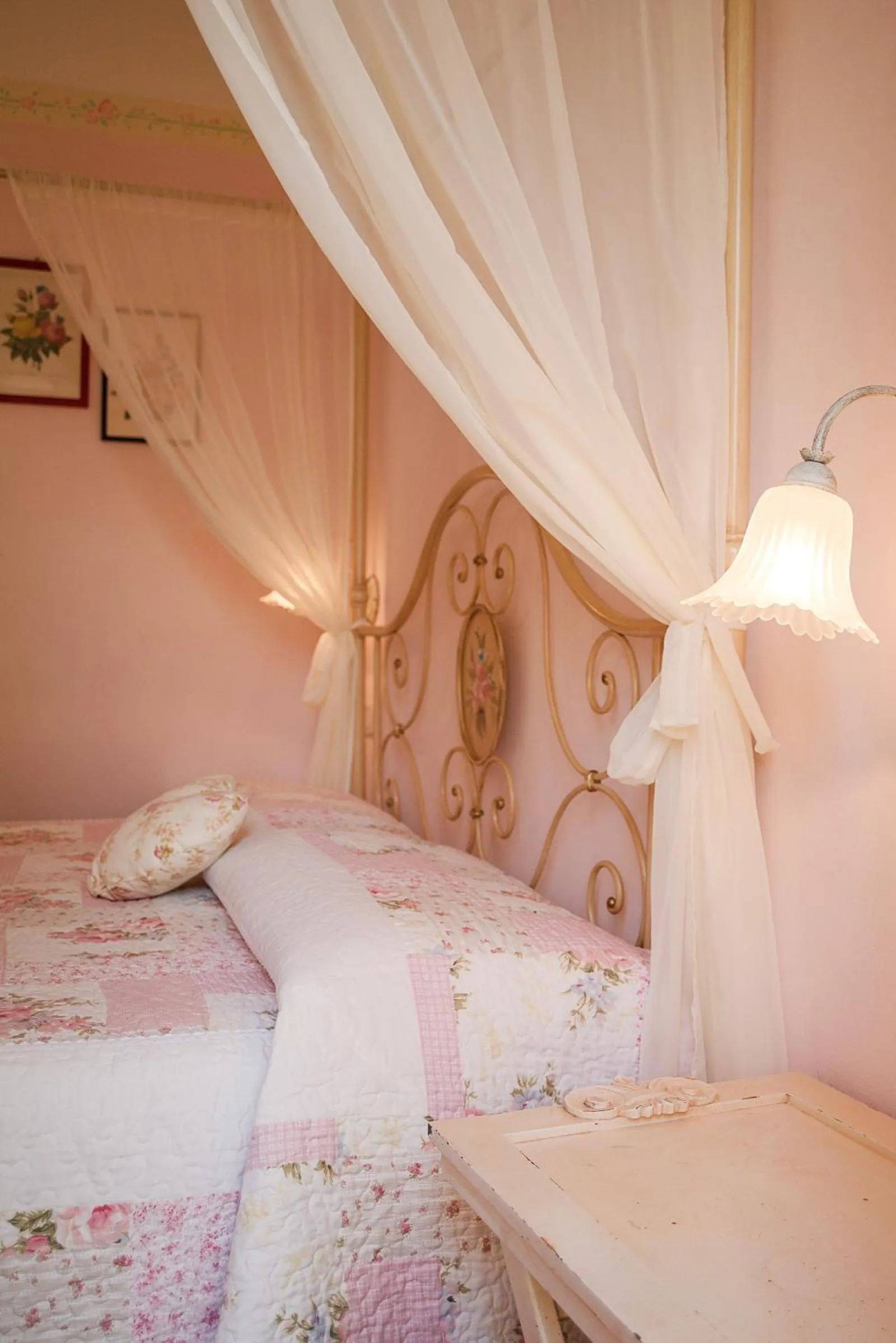 Bed in B&B 8380 Saturnia Terme