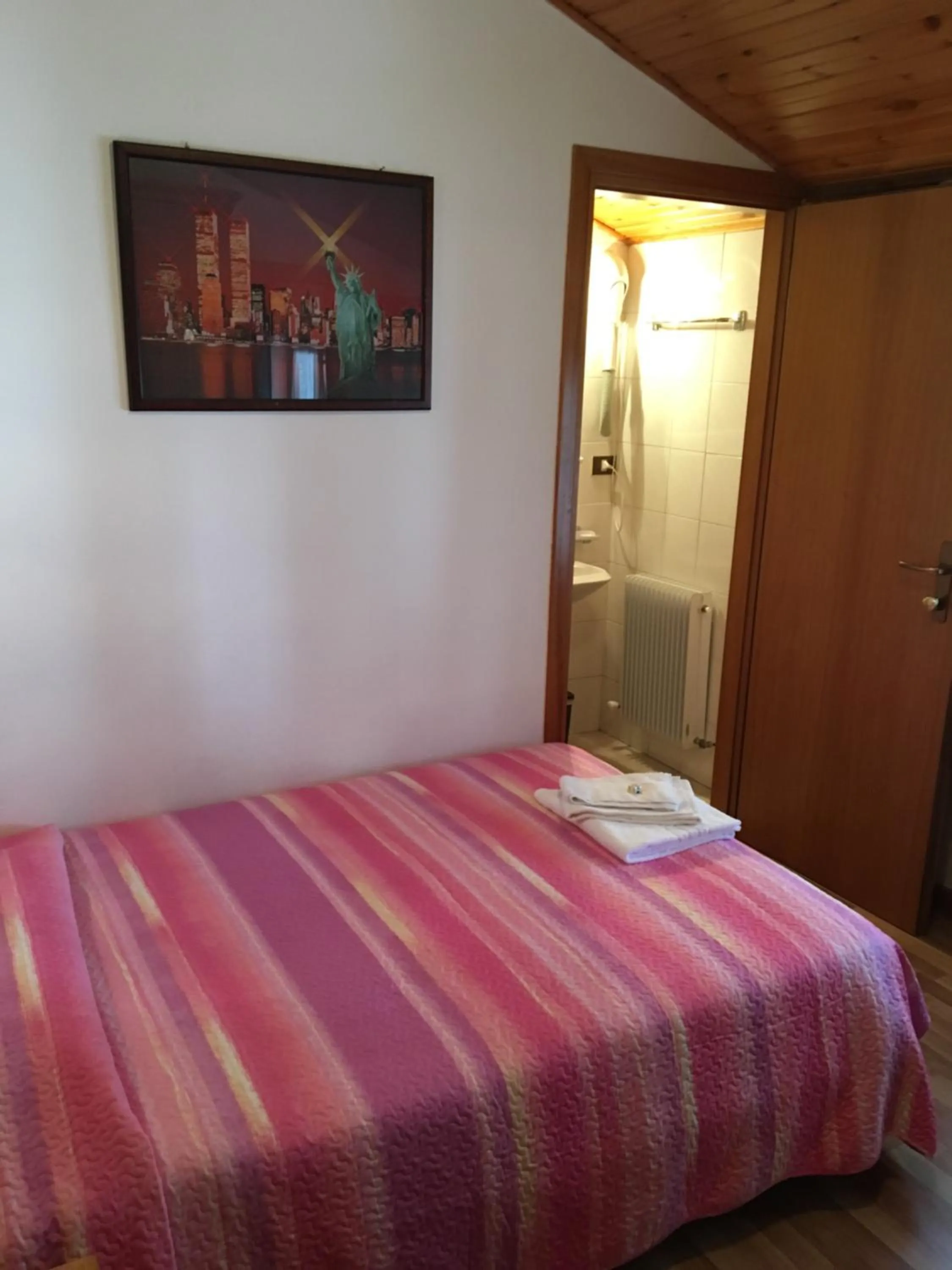 Bed in Albergo Meuble Tarandan