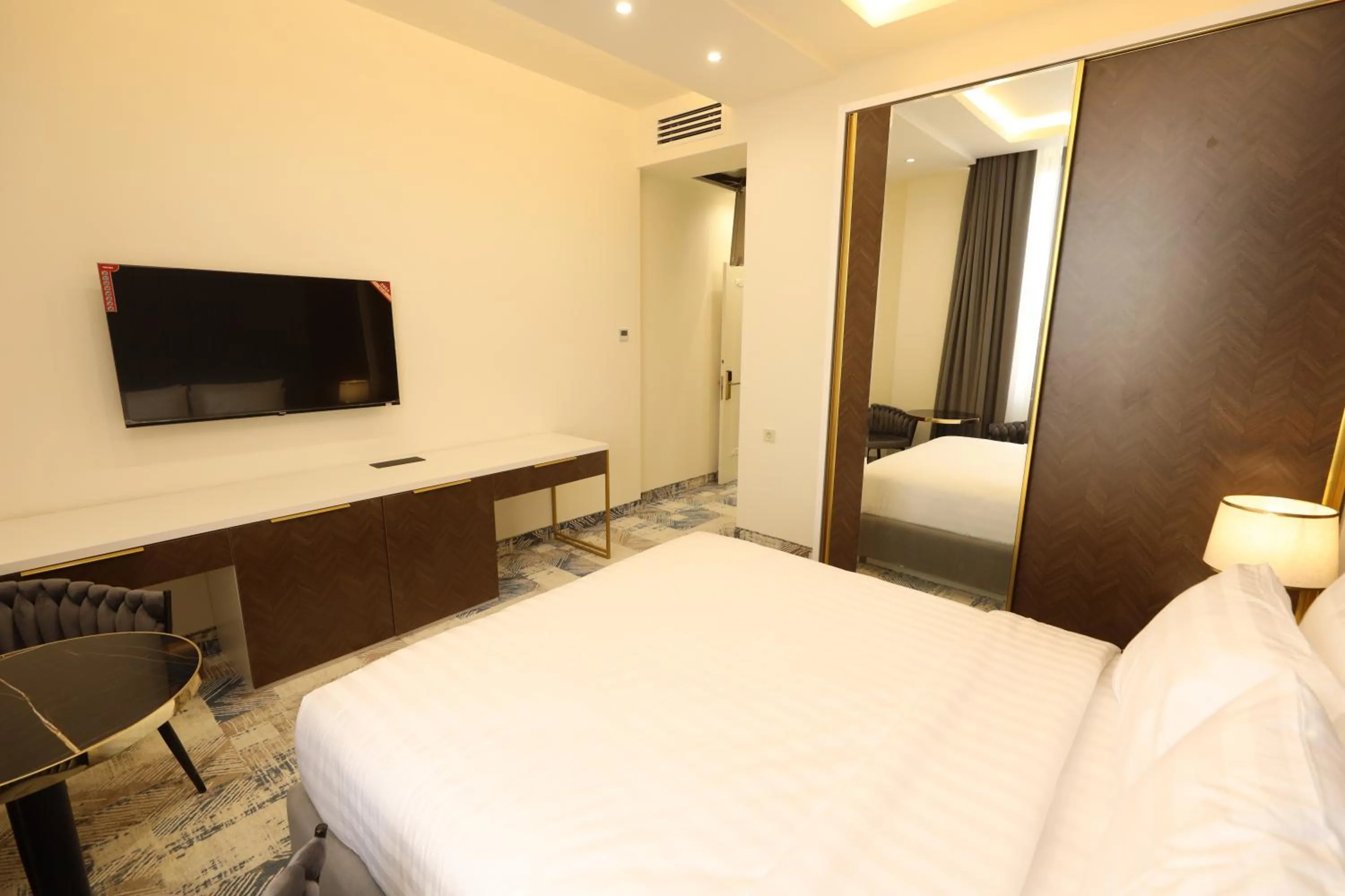 Bed in Venice Hotel Complex