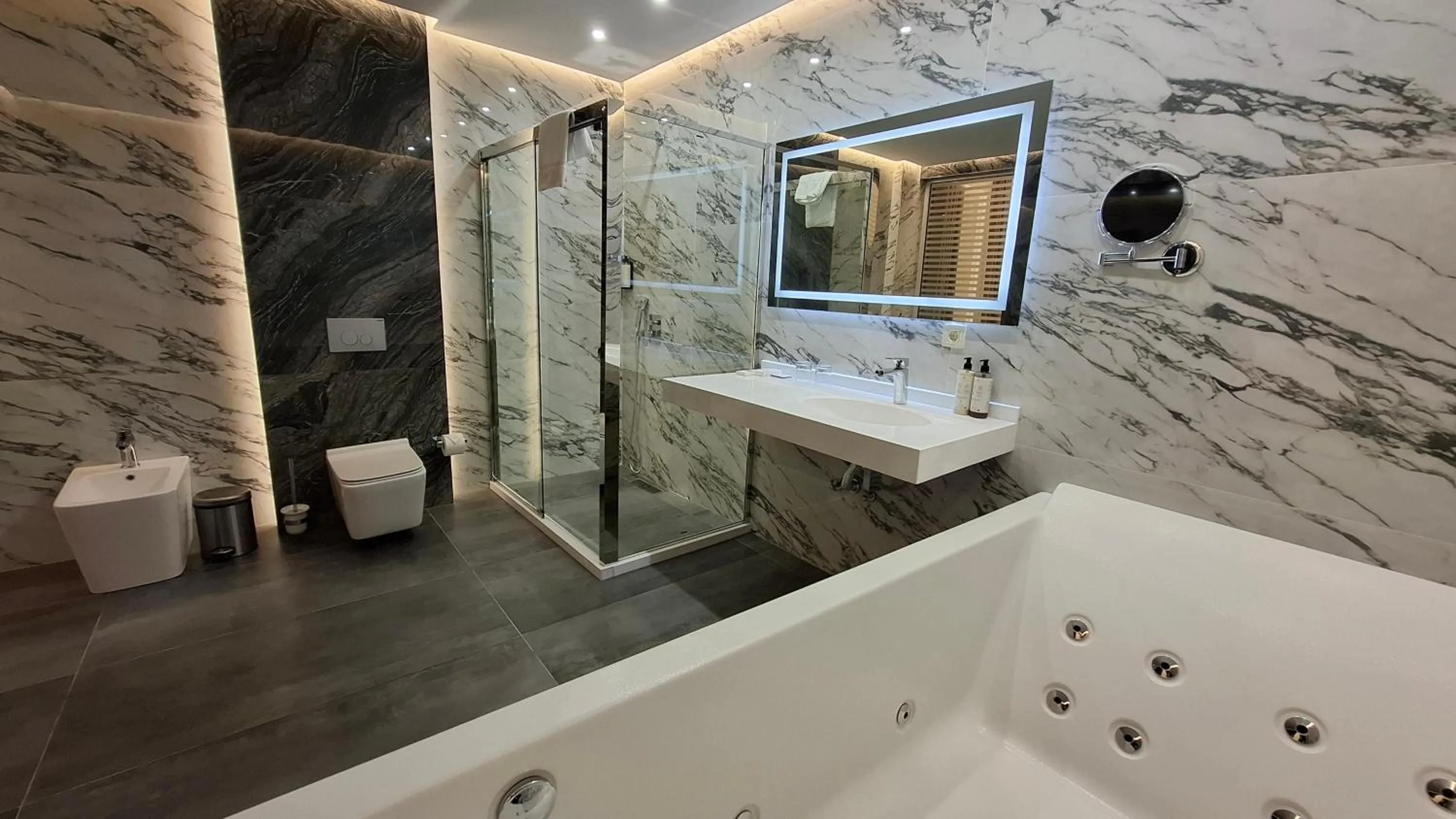 Shower in Venice Hotel Complex