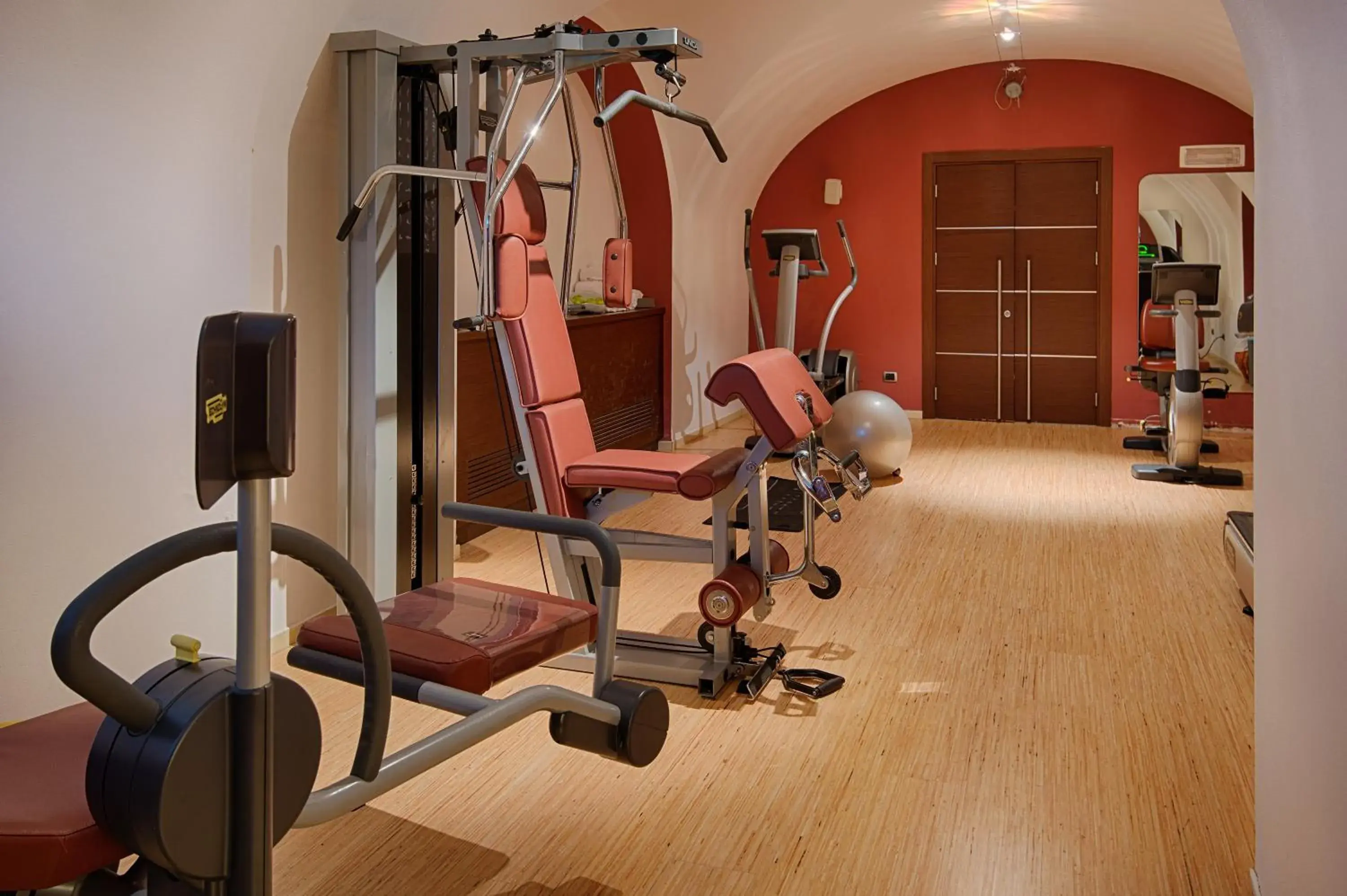 Fitness centre/facilities in GH Palazzo Suite & SPA Fitness centre/facilities in GH Palazzo Suite & SPA