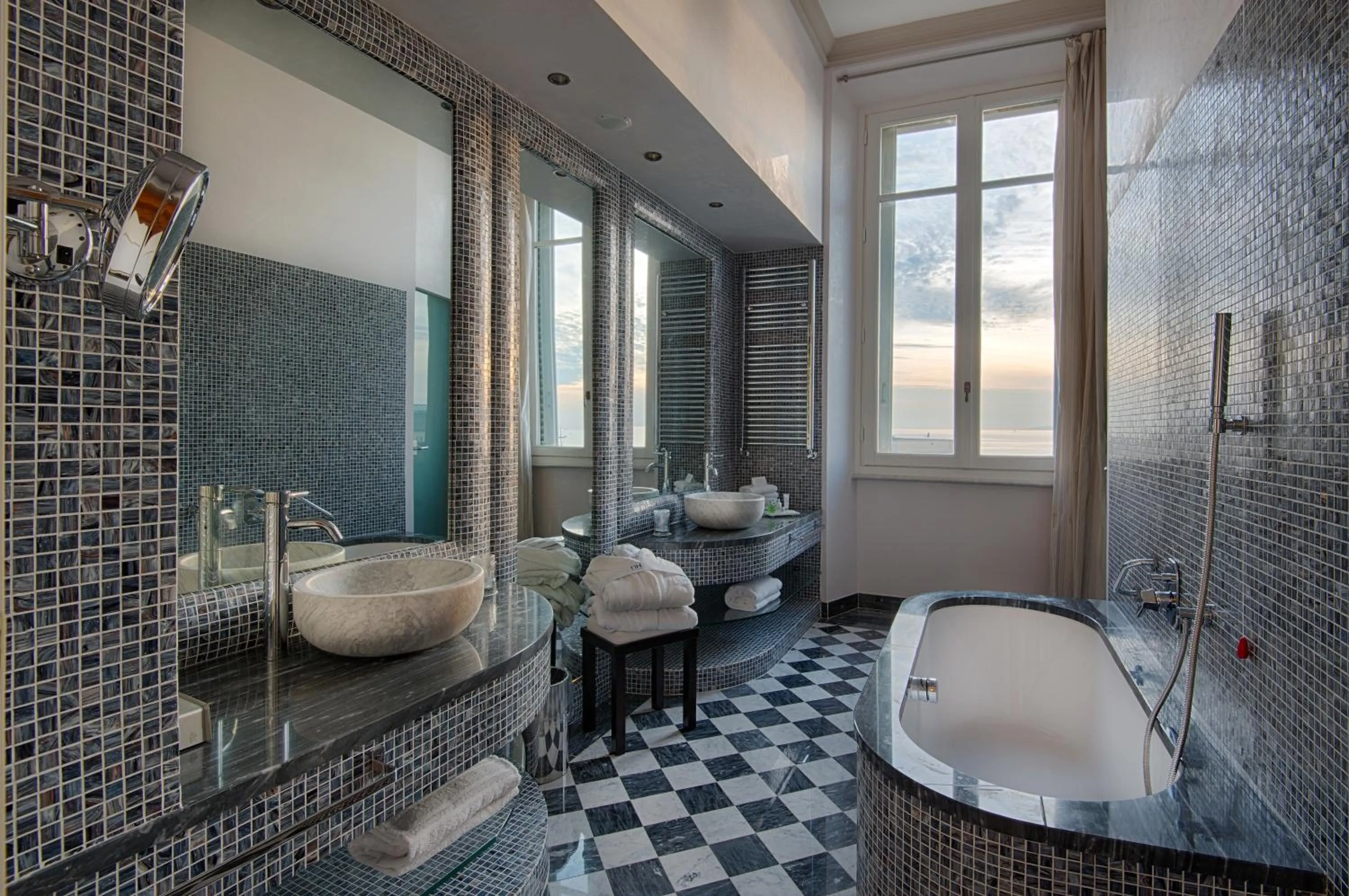 Bathroom in GH Palazzo Suite & SPA