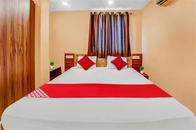 Bed in Hotel Silver Key near Pune Airport and Arup Hospital