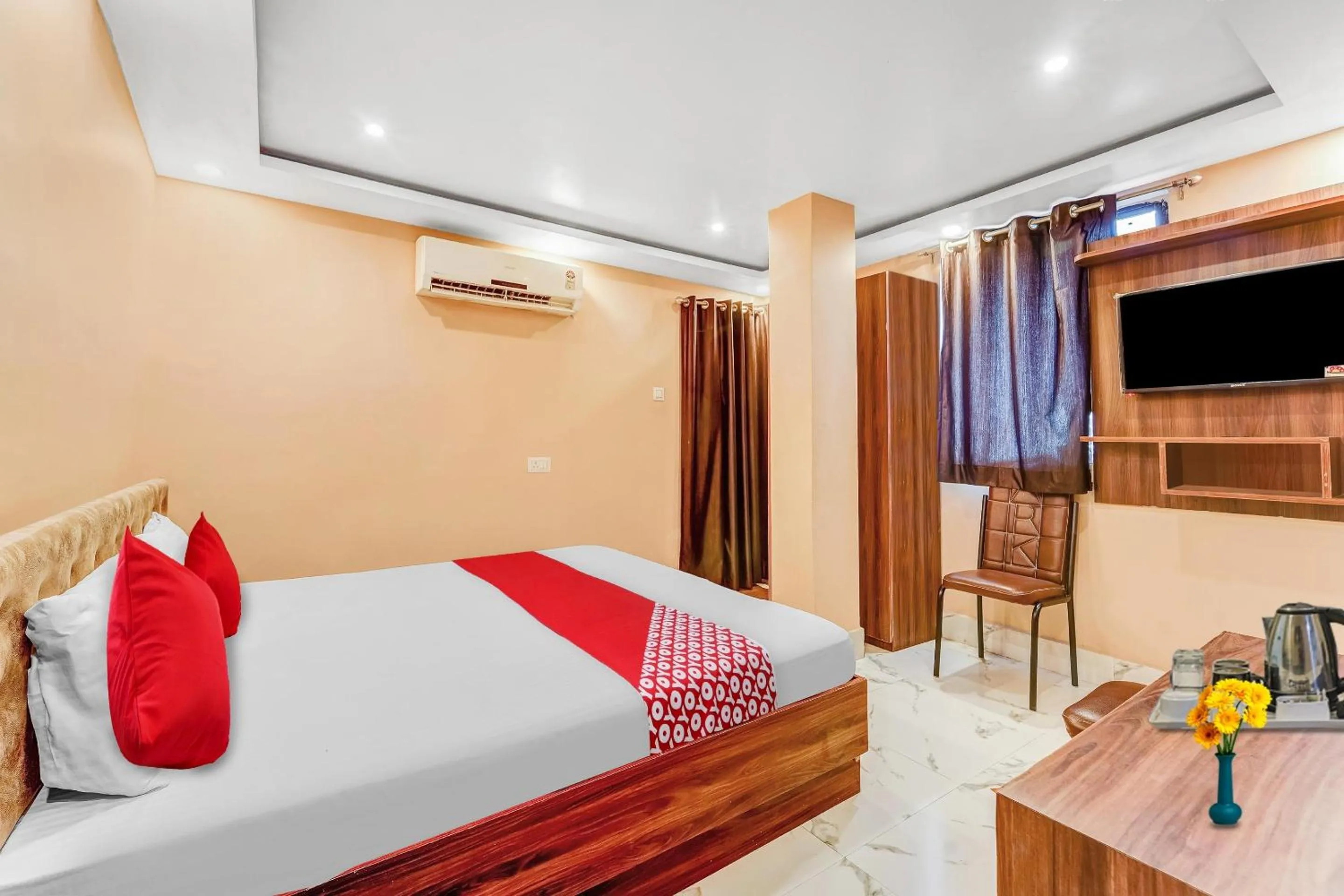 Bed in Hotel Silver Key near Pune Airport and Arup Hospital