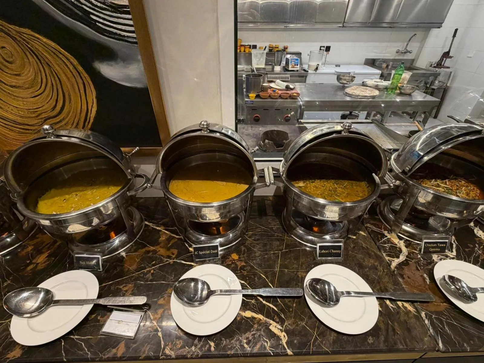 Restaurant/places to eat in Taj Signature Hotel Islamabad