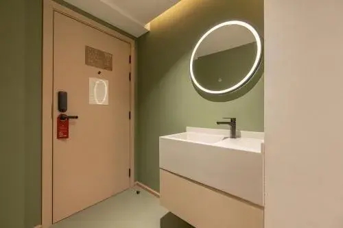 Budget Double Room in Jace Siam Hotel Budget Double Room in Jace Siam Hotel