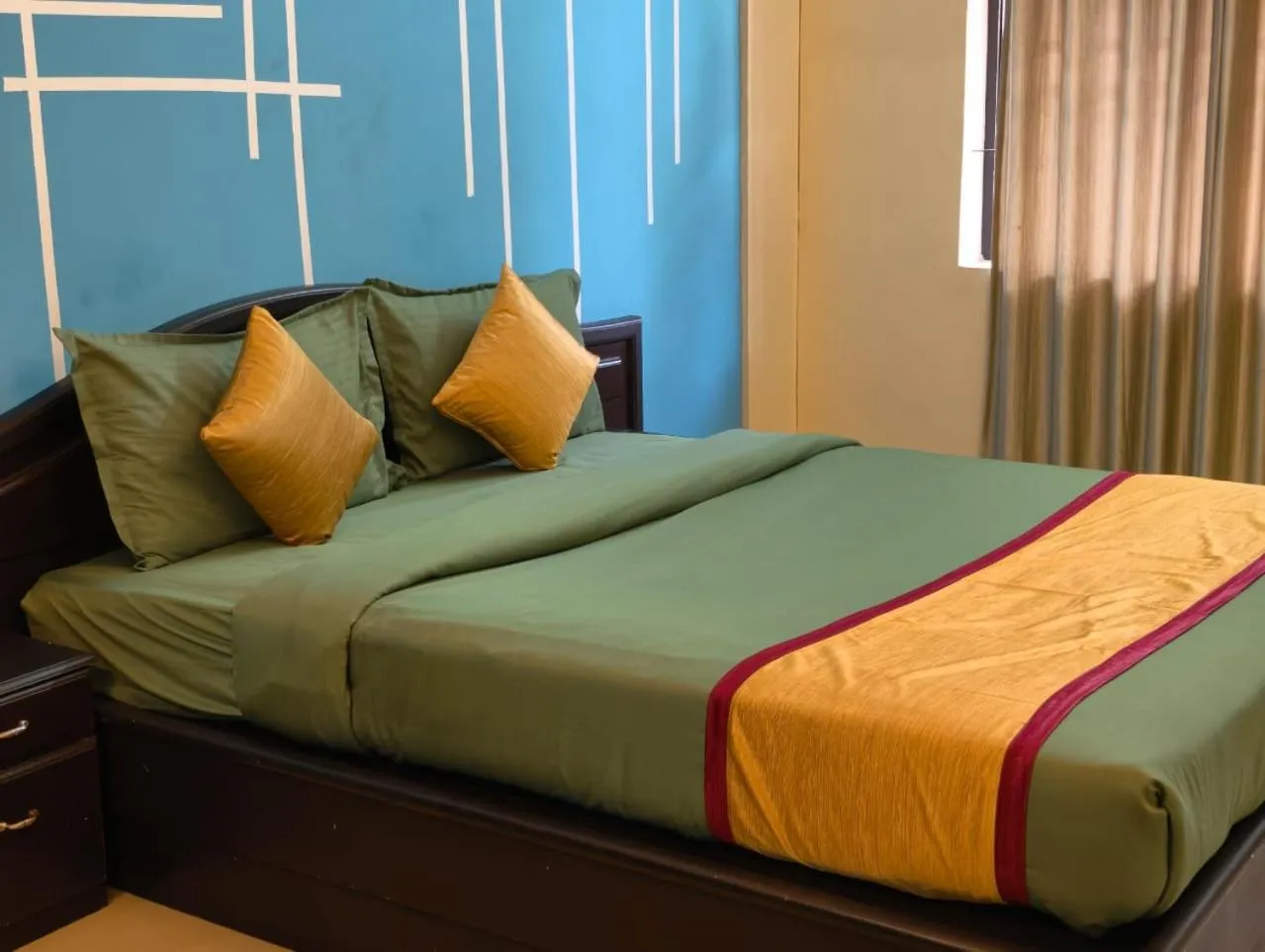 Bed in Hill View Residency