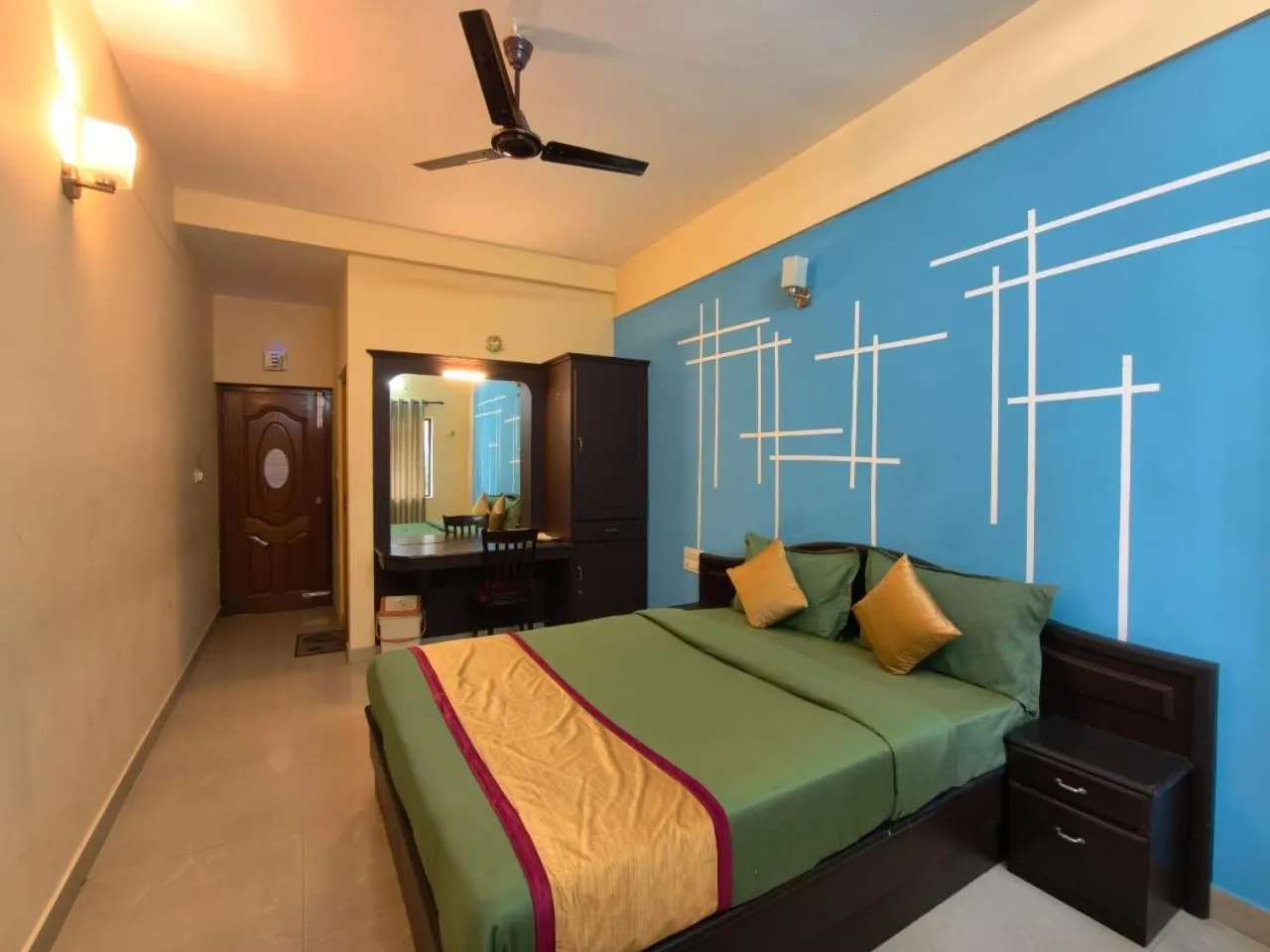 Bed in Hill View Residency