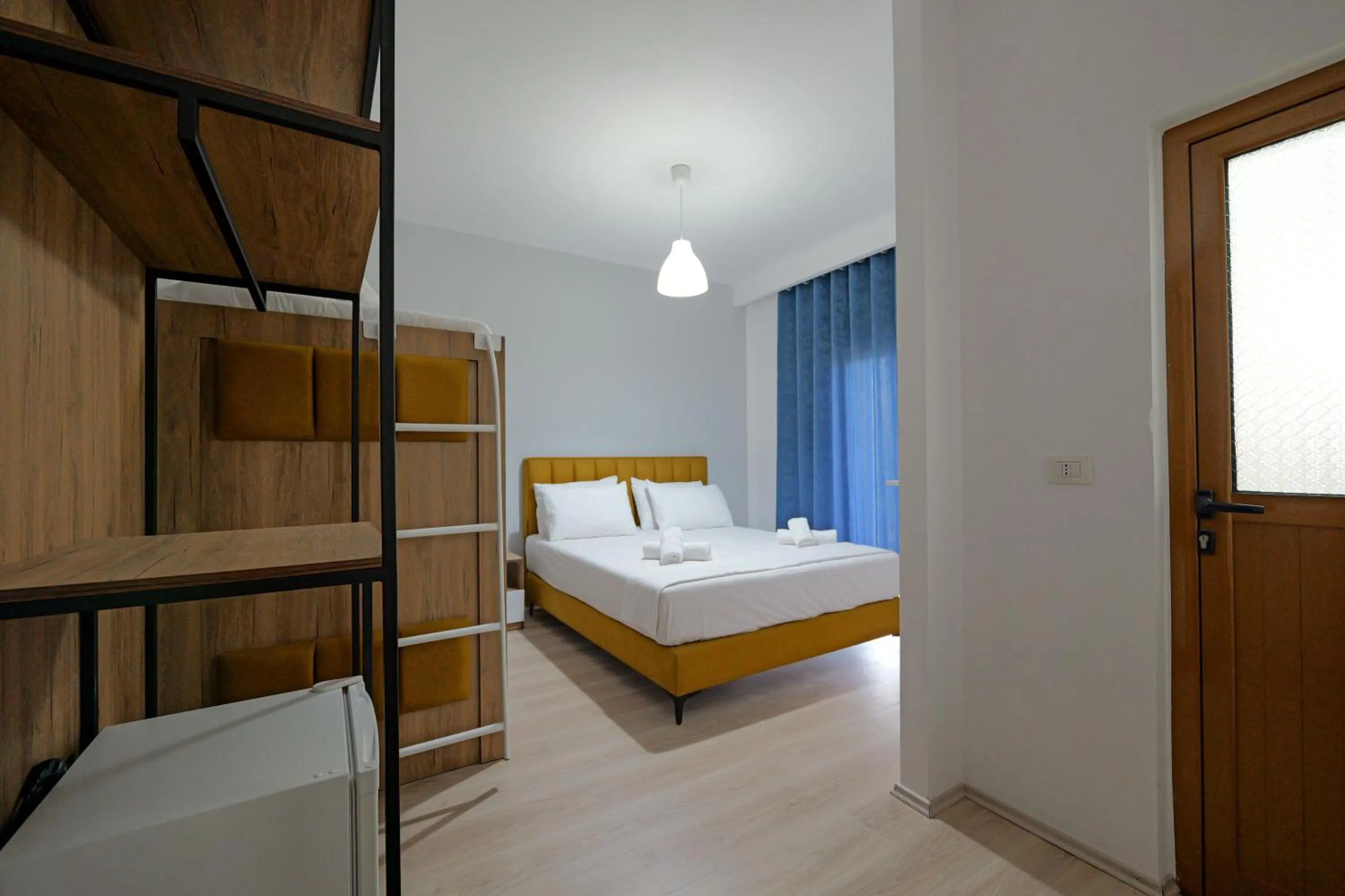 Sunny Hotel