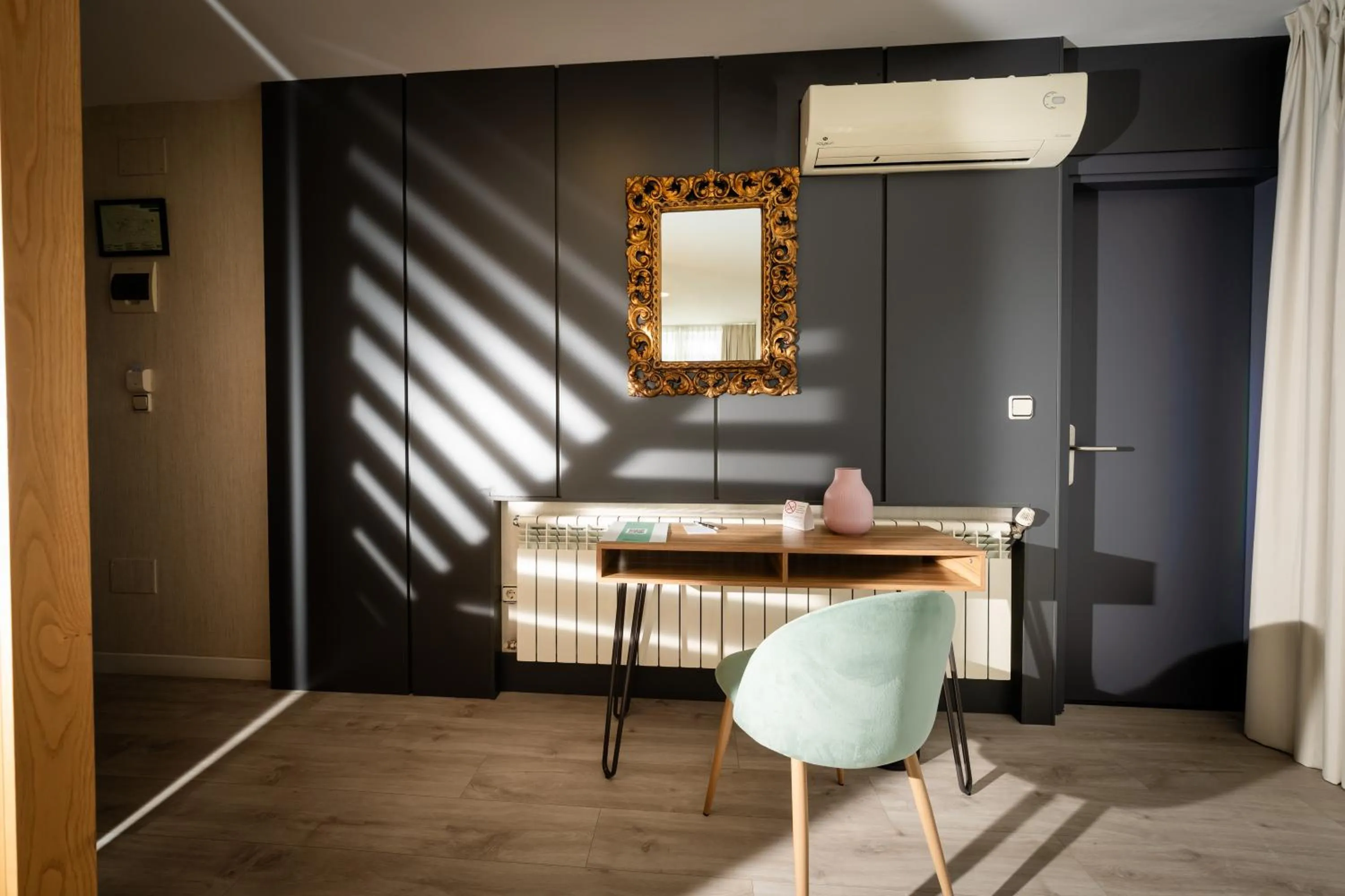 furniture in Hotel Oca Insua Costa da Morte