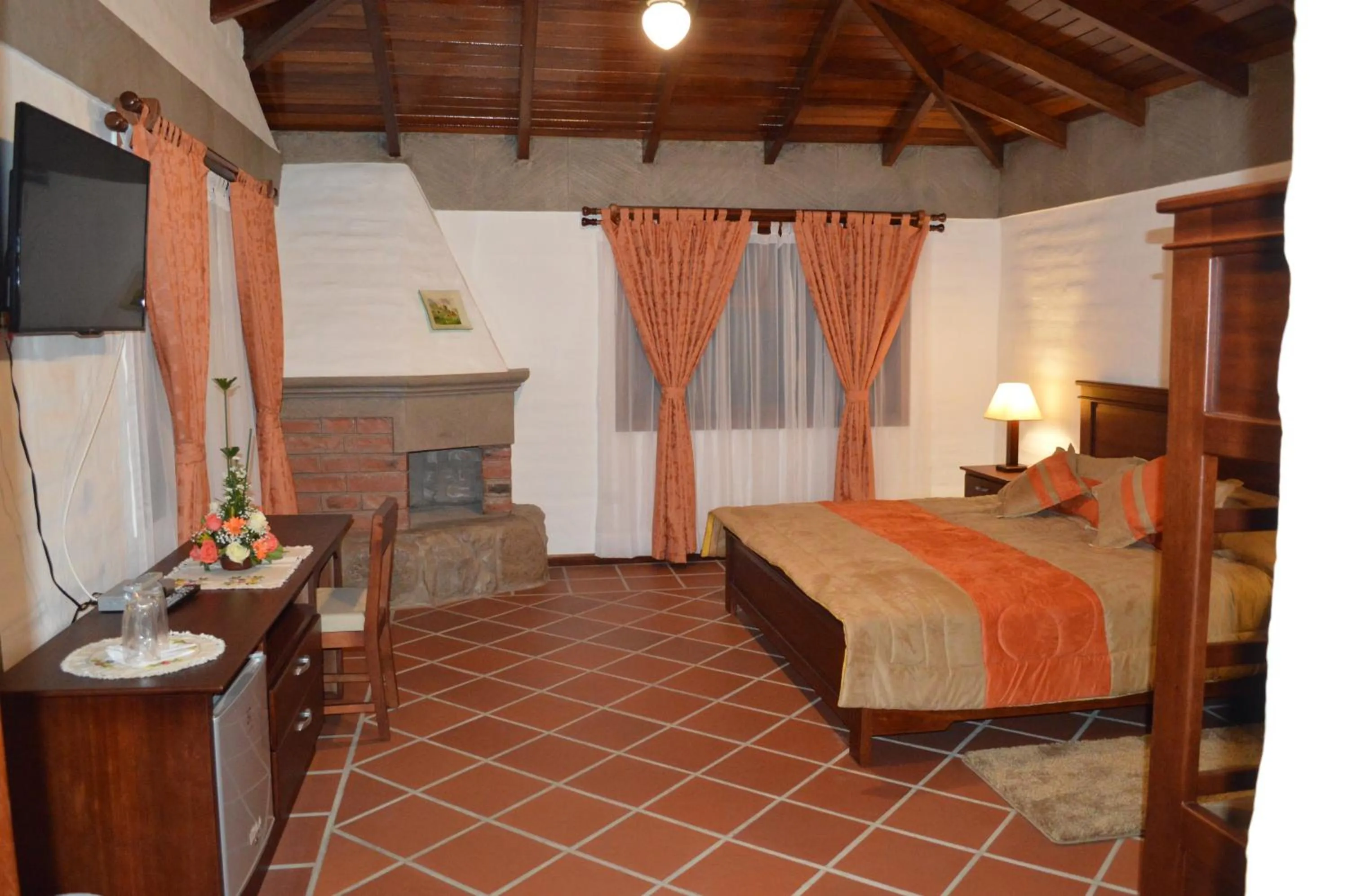 Family, Bed in Hostería San Clemente