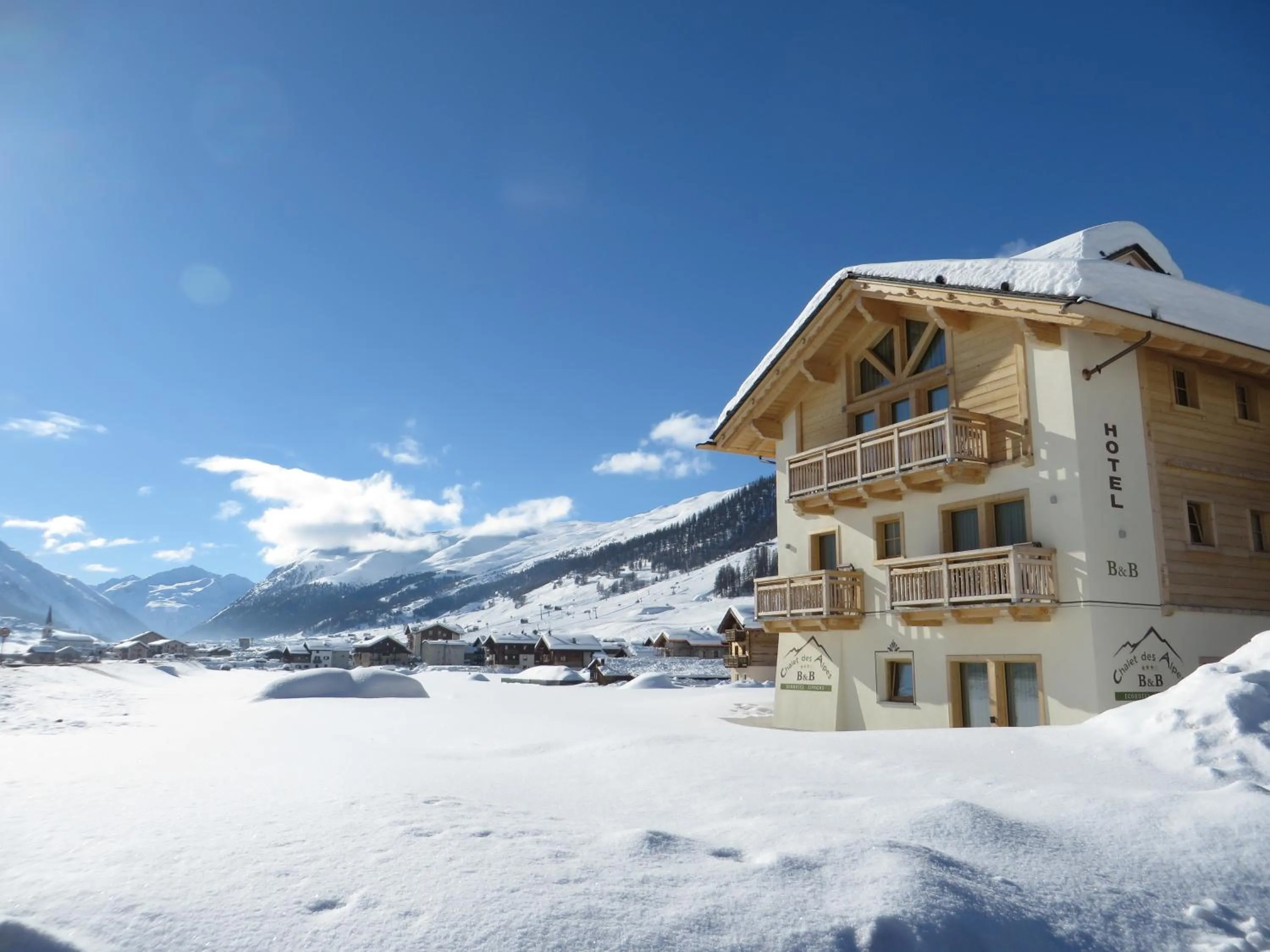 Neighbourhood in B&B Ecohotel Chalet des Alpes