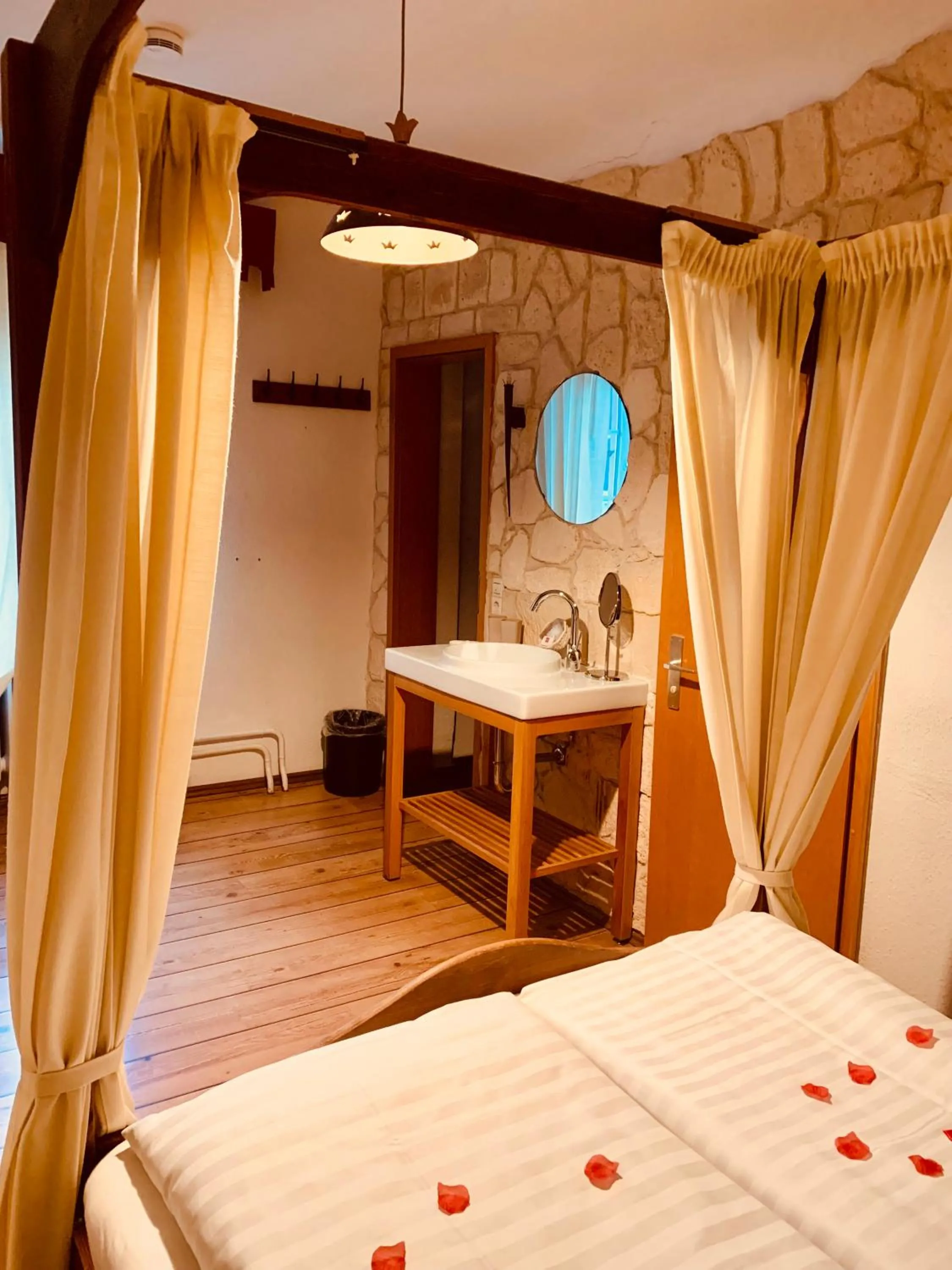 Bed in Gasthof Sonne