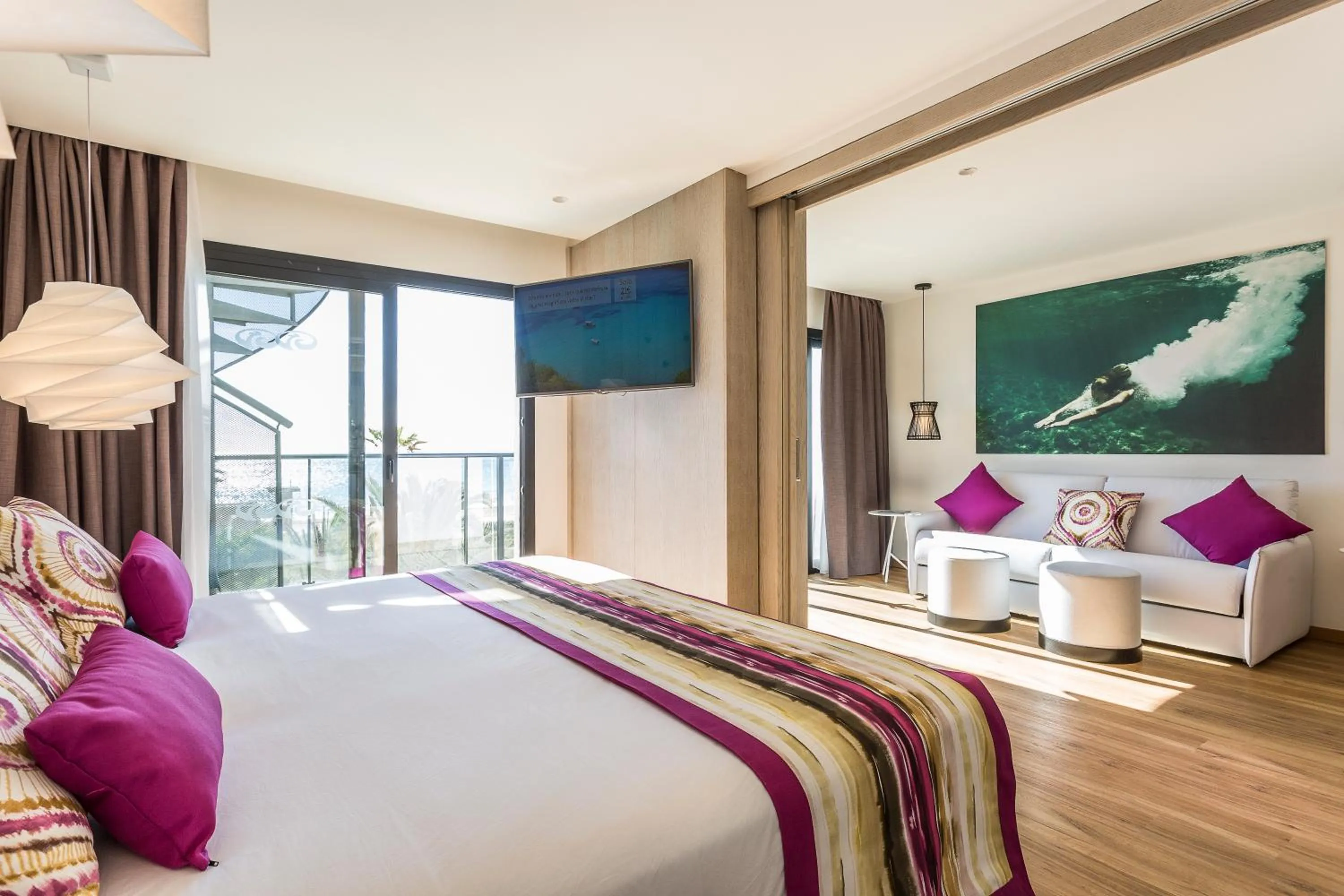 Photo of the whole room, Bed in Grand Palladium White Island Resort & Spa - All Inclusive