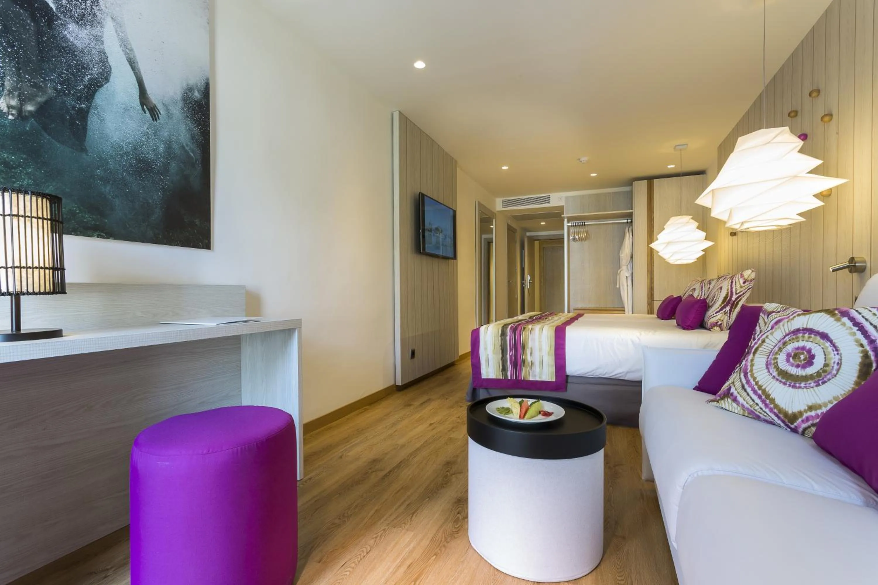 Bed in Grand Palladium White Island Resort & Spa - All Inclusive