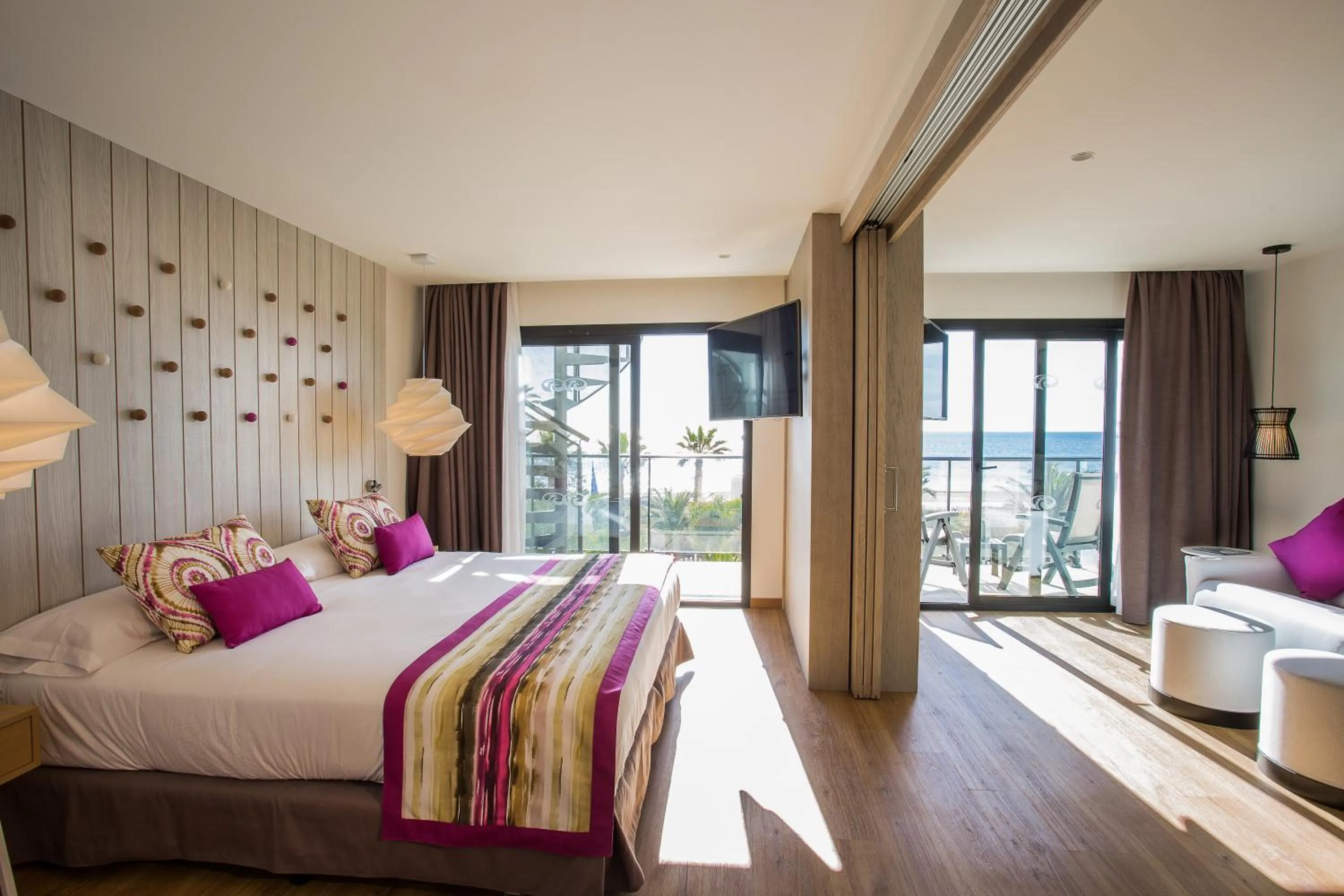 Bed in Grand Palladium White Island Resort & Spa - All Inclusive