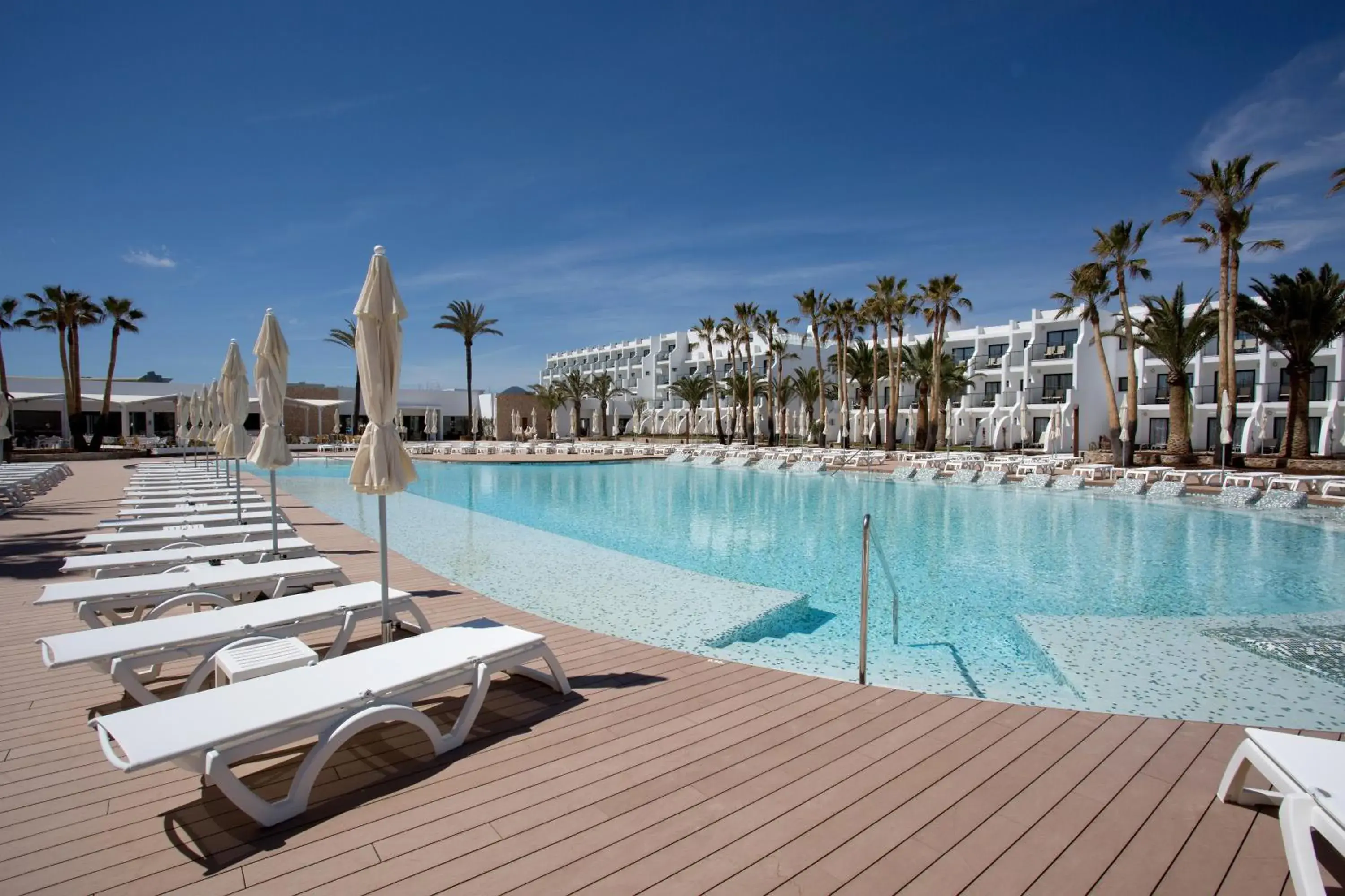 Swimming pool in Grand Palladium White Island Resort & Spa - All Inclusive Swimming pool in Grand Palladium White Island Resort & Spa - All Inclusive