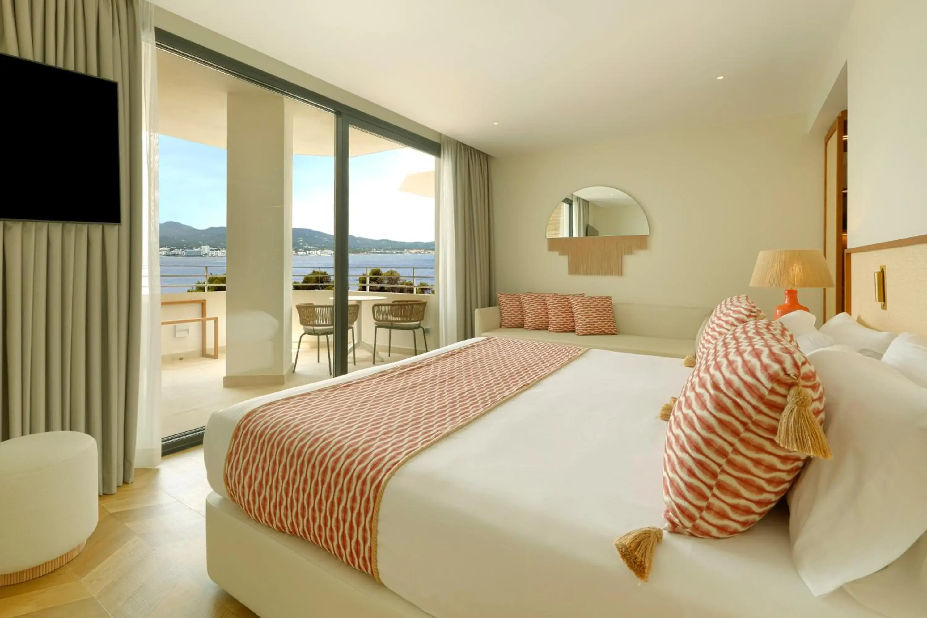 Bed in TRS Ibiza Hotel - Adults Only Bed in TRS Ibiza Hotel - Adults Only