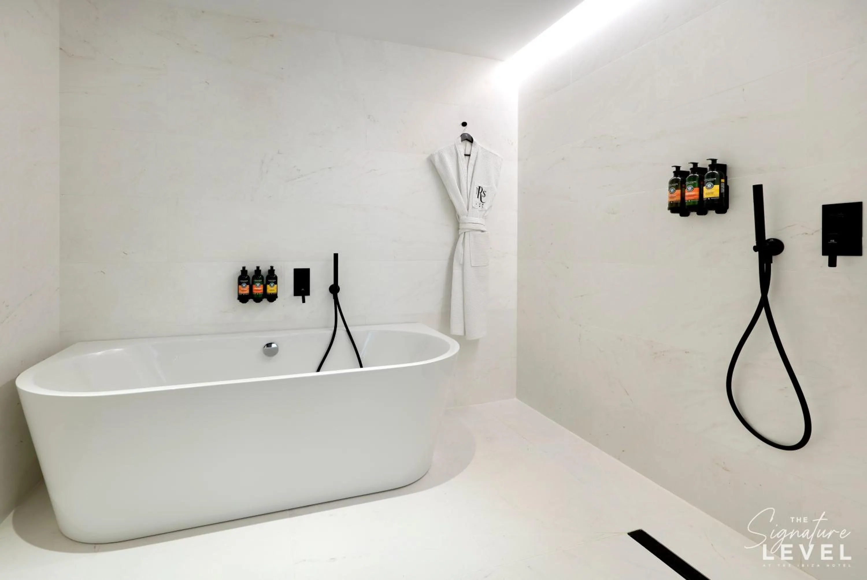 Bathroom in TRS Ibiza Hotel - Adults Only