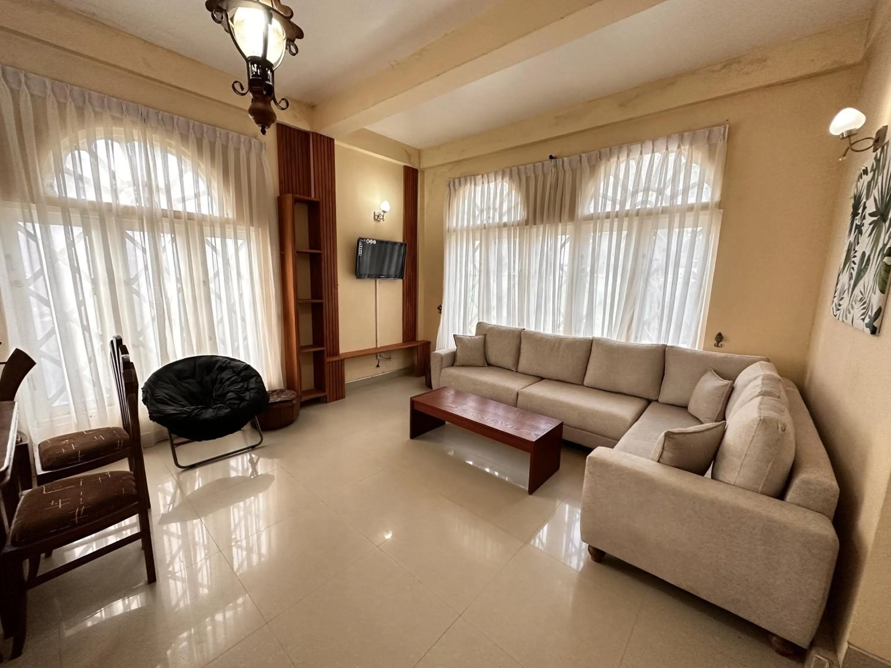 Communal lounge/ TV room in Maples Holiday Resort