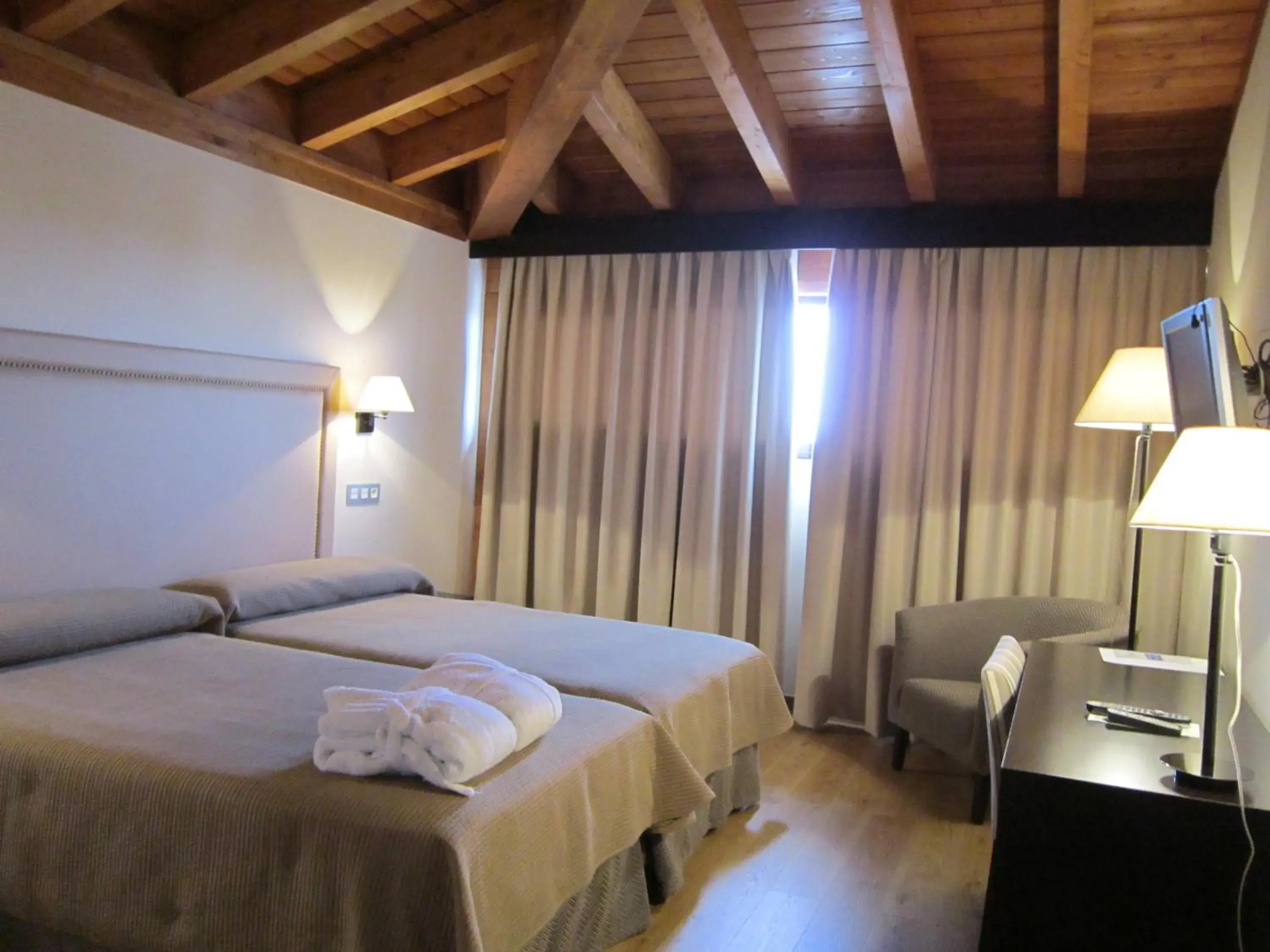 Superior Twin Room with Spa Access - single occupancy in Balneario Cervantes Superior Twin Room with Spa Access - single occupancy in Balneario Cervantes