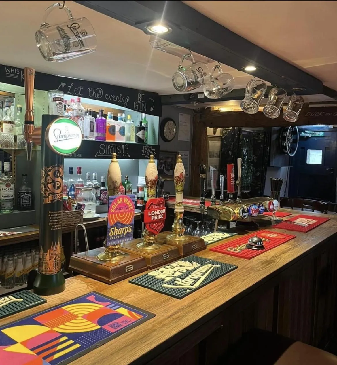 Food and drinks in The White Horse