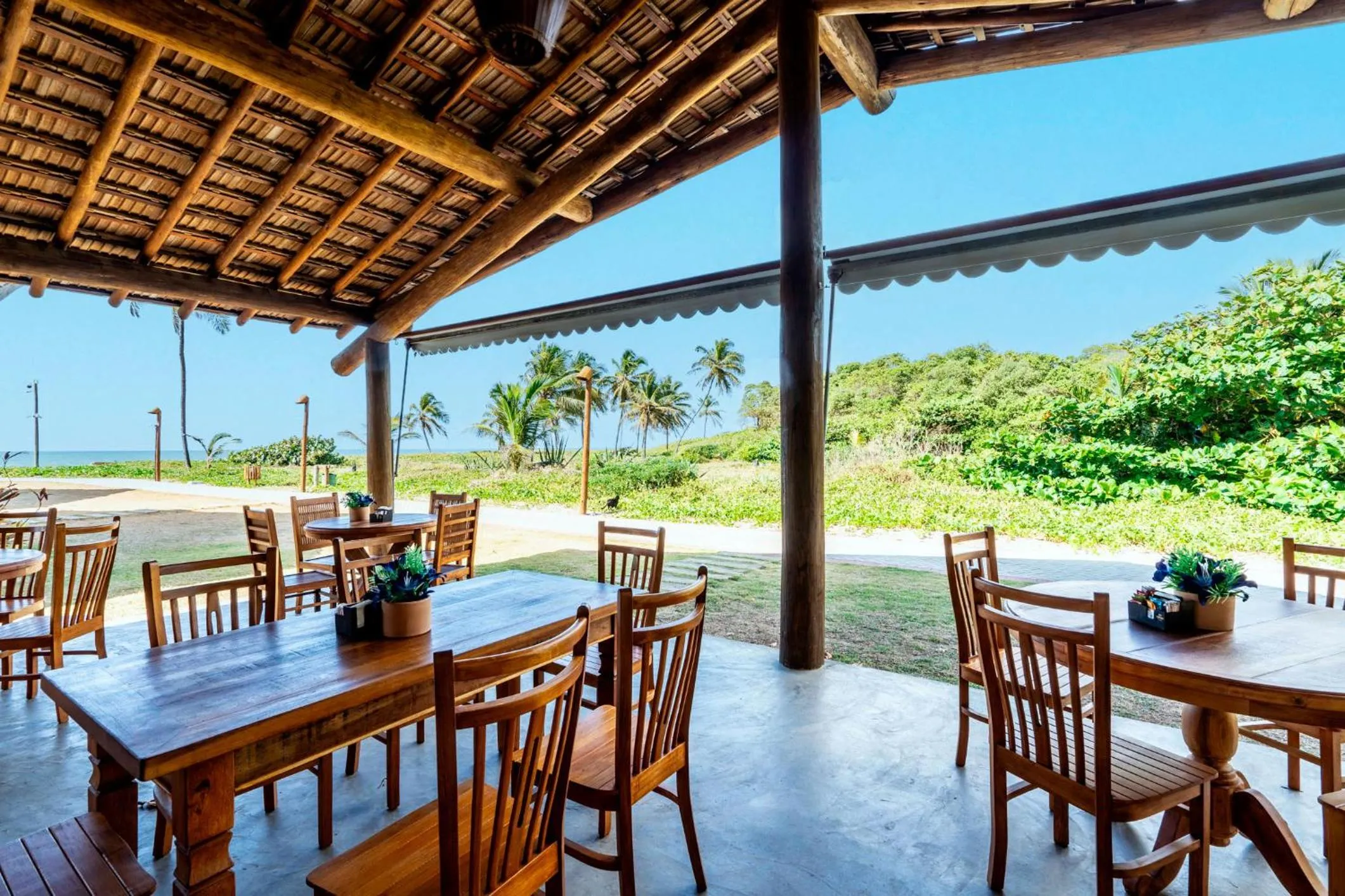 Lounge or bar in Bahia Plaza Hotel