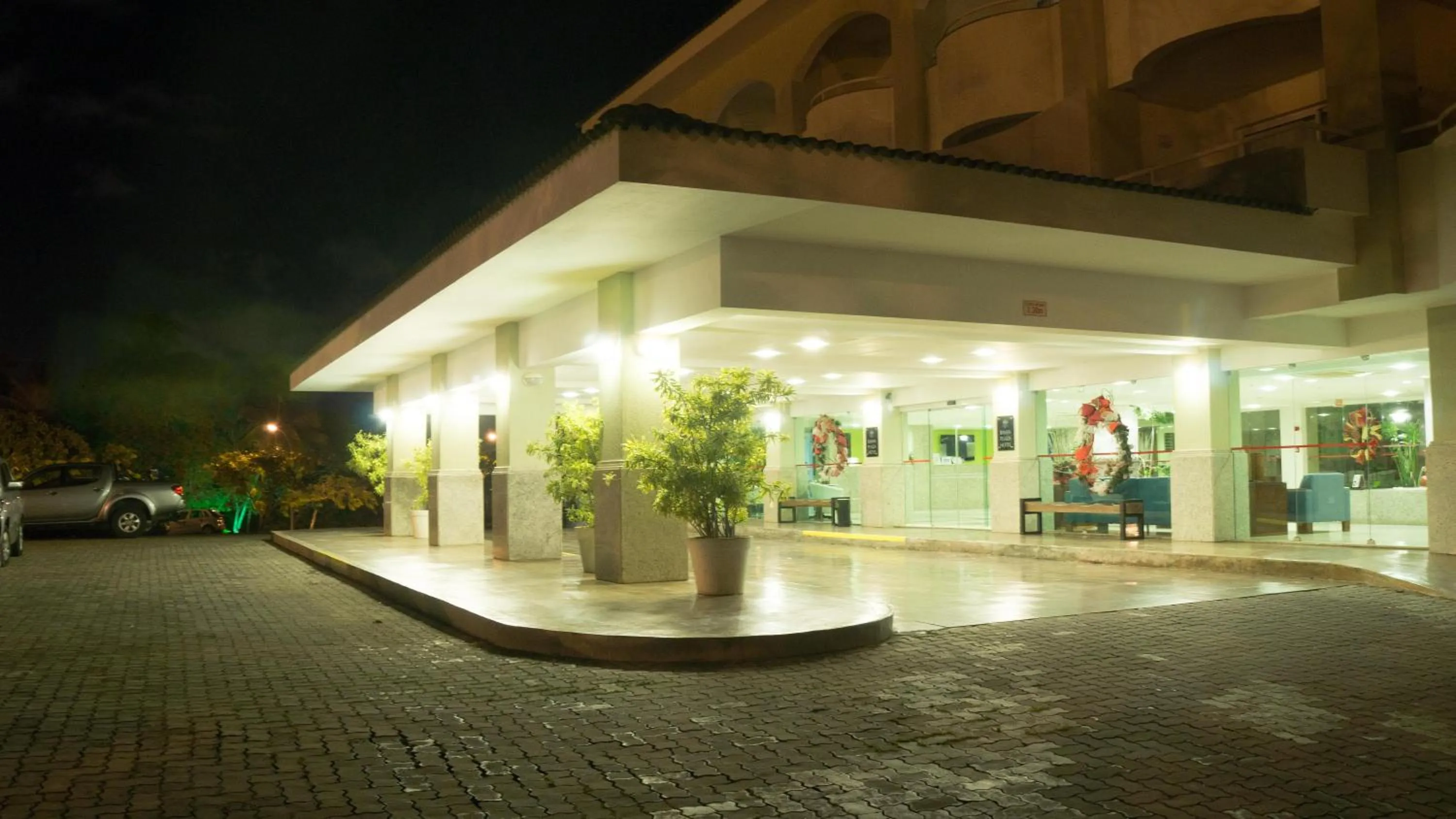 Property building in Bahia Plaza Hotel