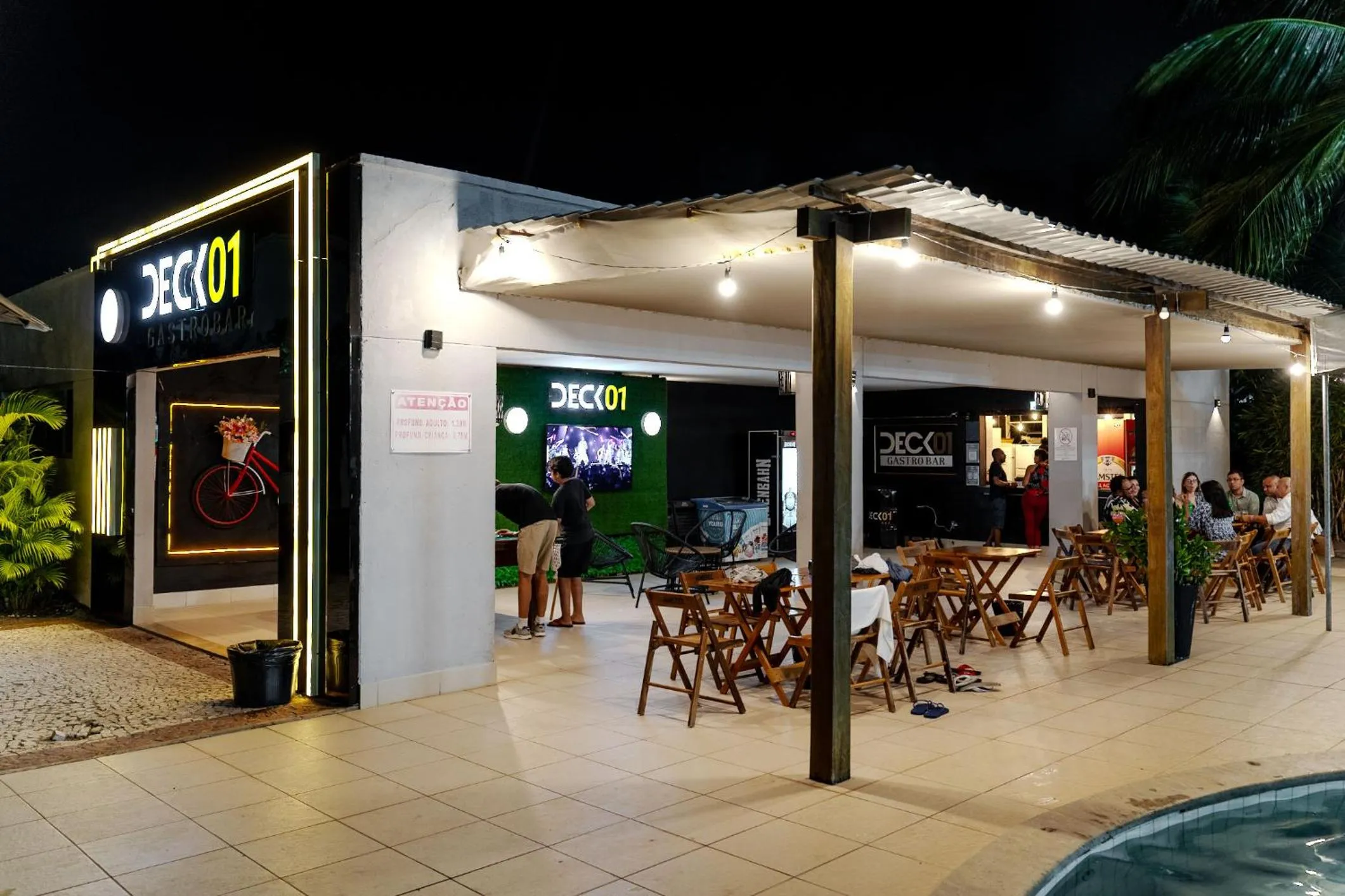 Restaurant/places to eat in Bahia Plaza Hotel