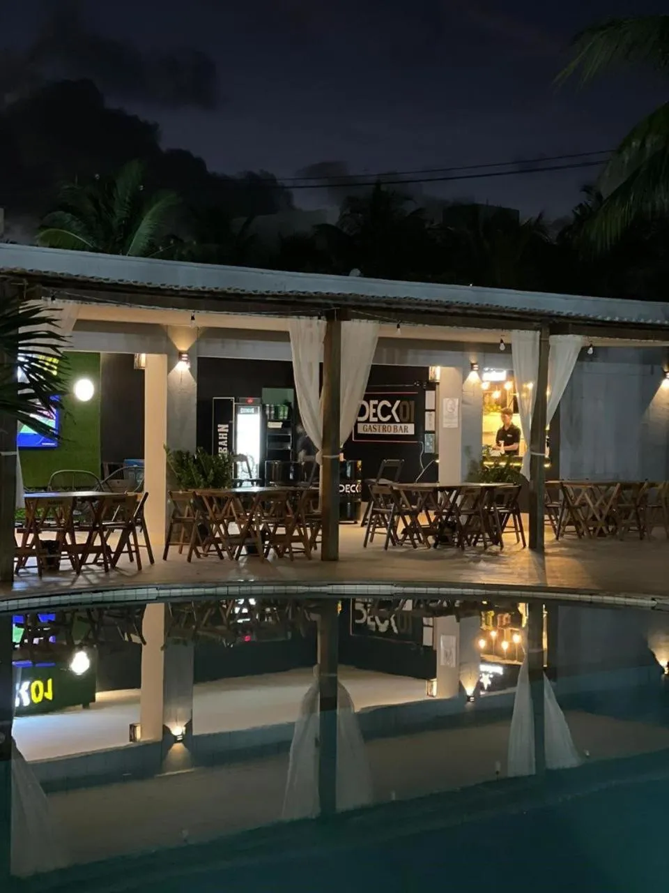 Restaurant/places to eat in Bahia Plaza Hotel