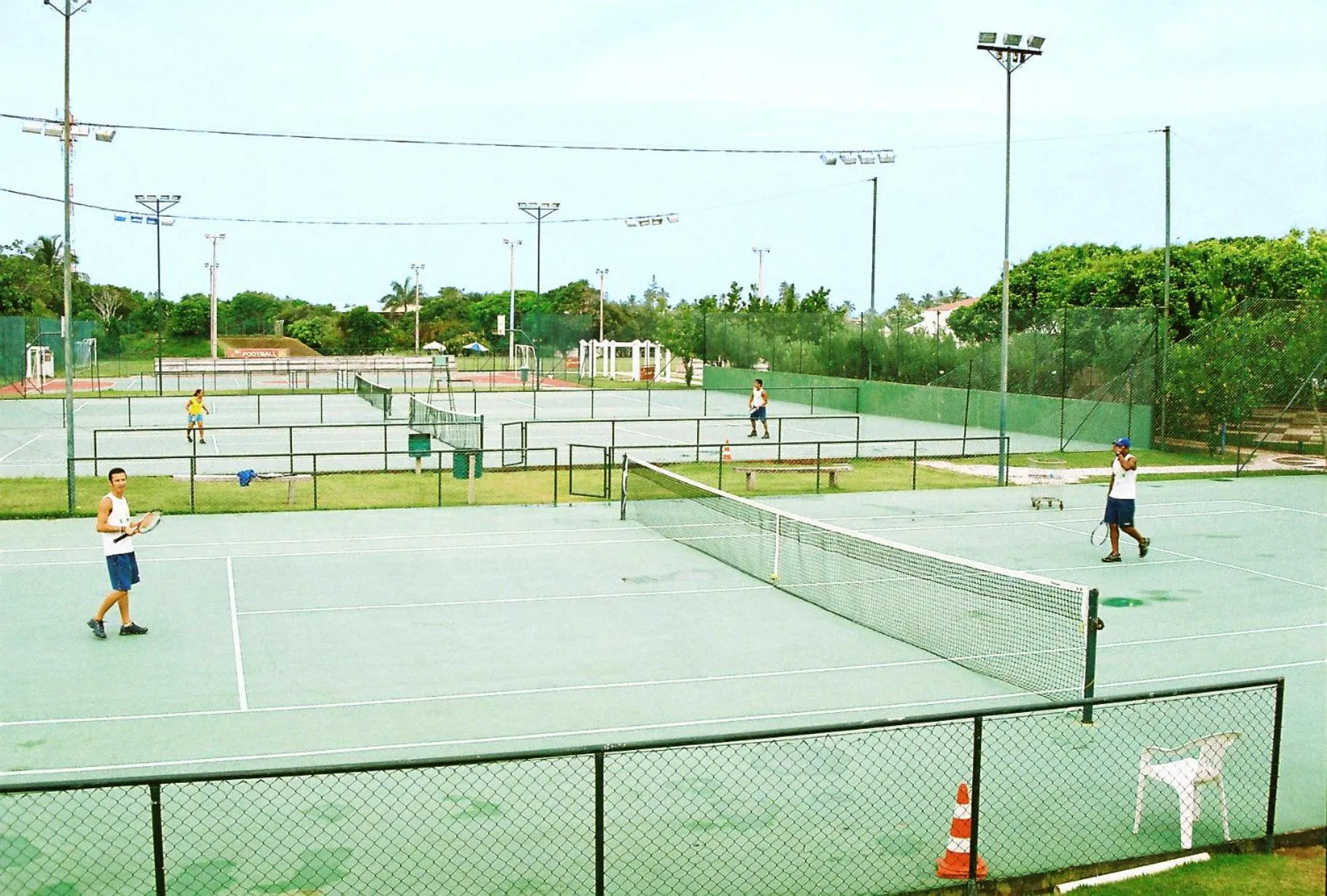 Tennis court in Bahia Plaza Hotel