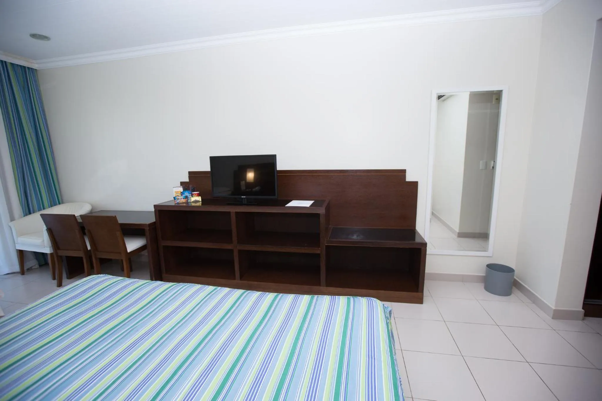 Bedroom, Bed in Bahia Plaza Hotel