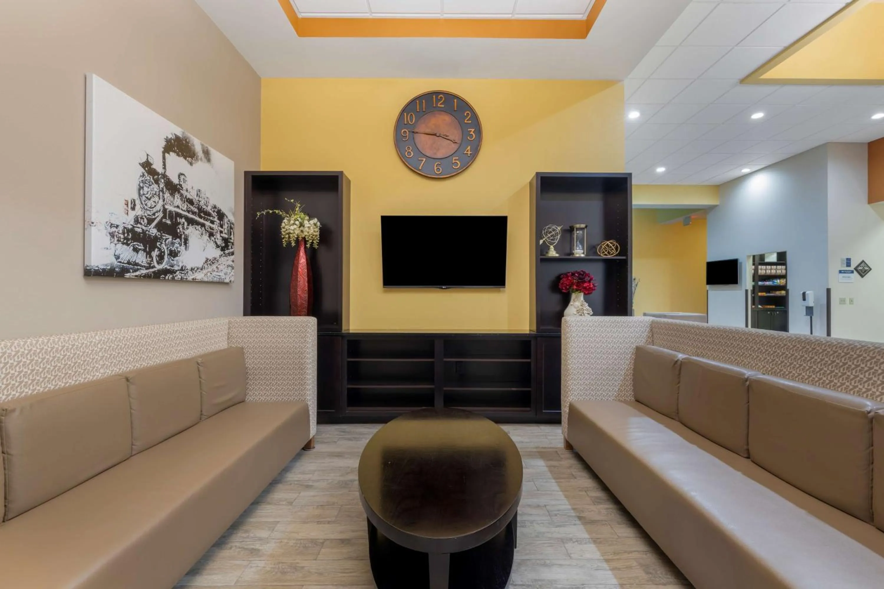 Lobby or reception in Best Western Plus North Platte Inn & Suites