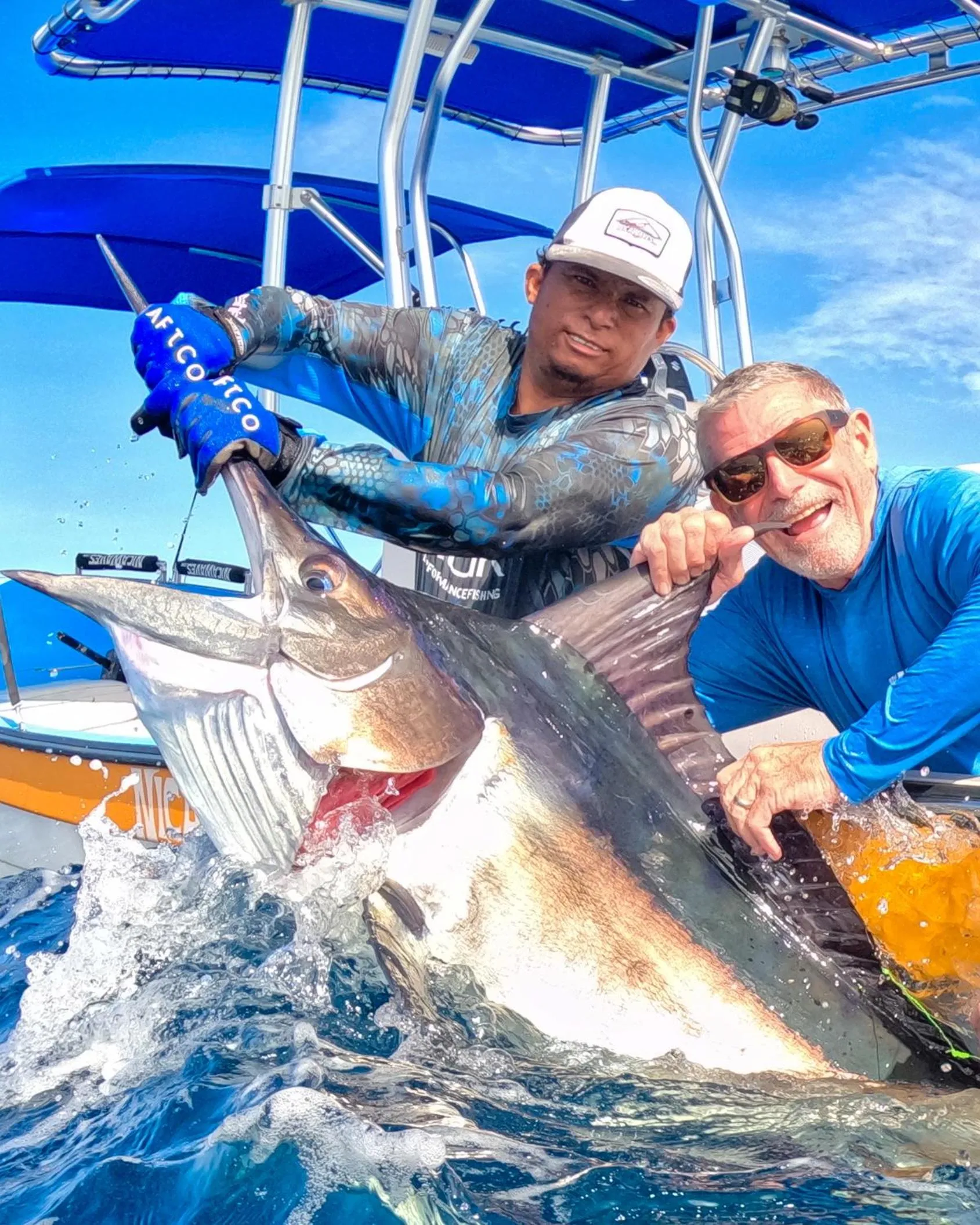 Fishing in Nicawaves