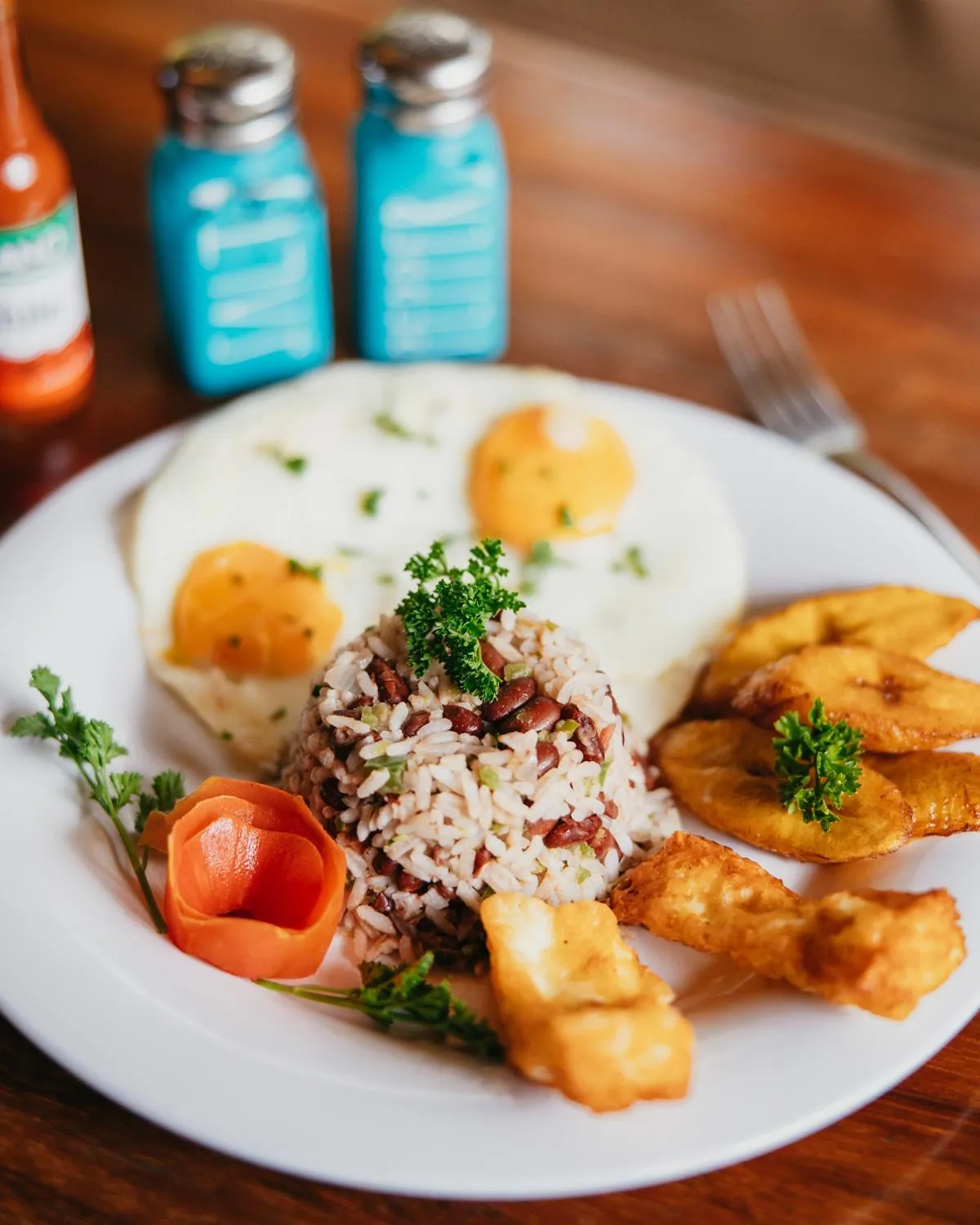 Food and drinks in Nicawaves