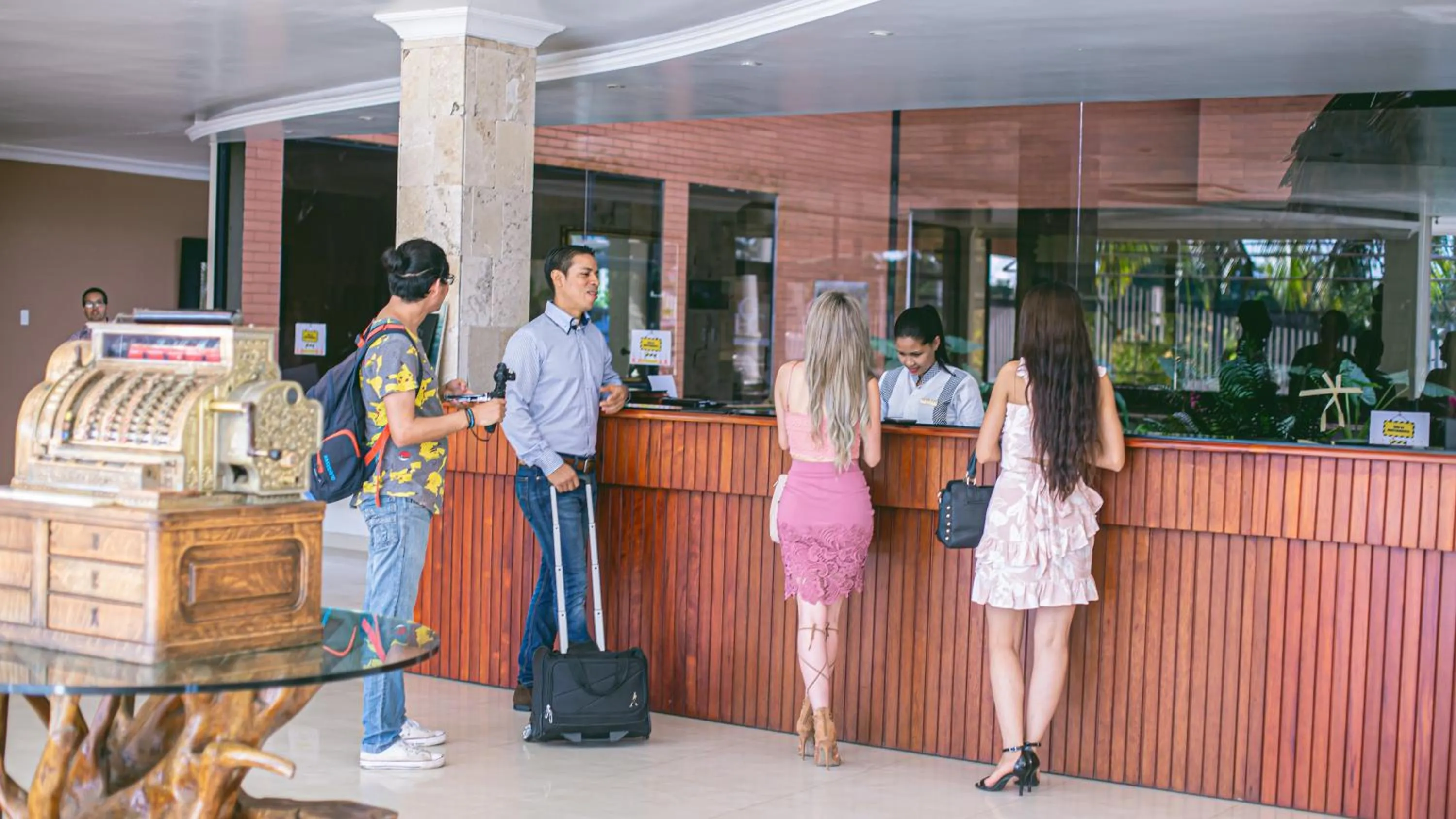 Lobby or reception in Gran Hotel De Lago - El Coca