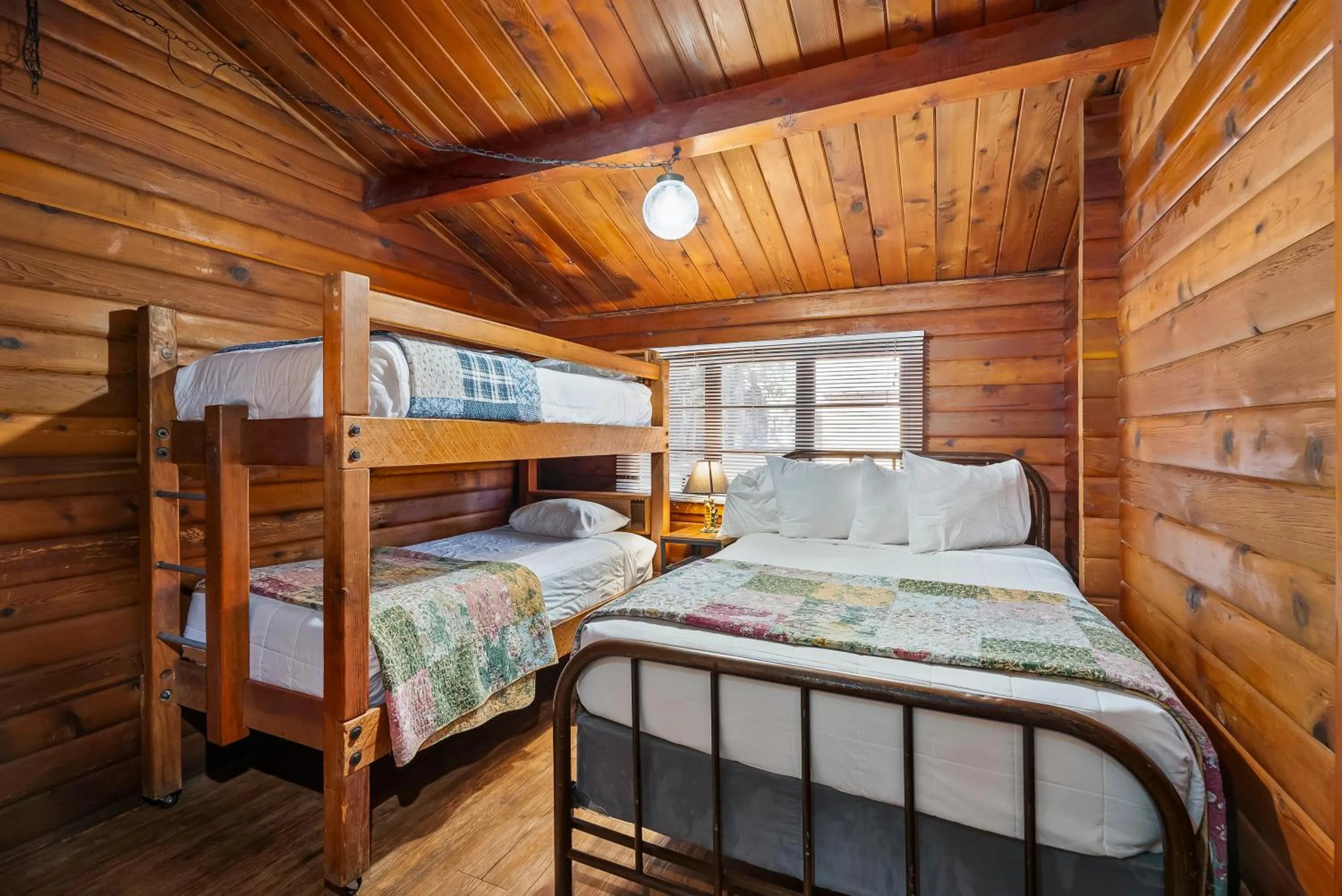 Bedroom in Shelter Cove Resort & Marina