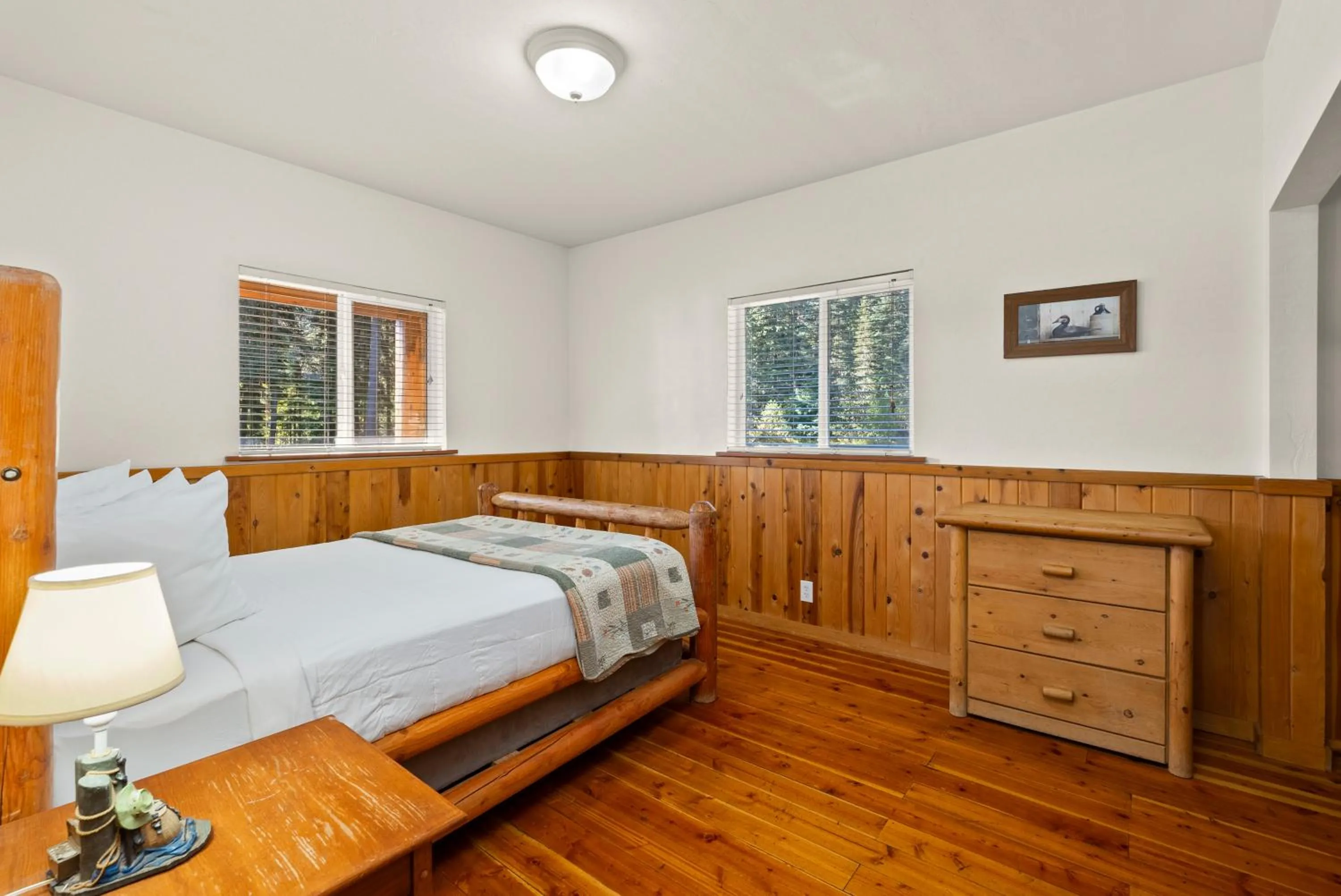 Bedroom in Shelter Cove Resort & Marina