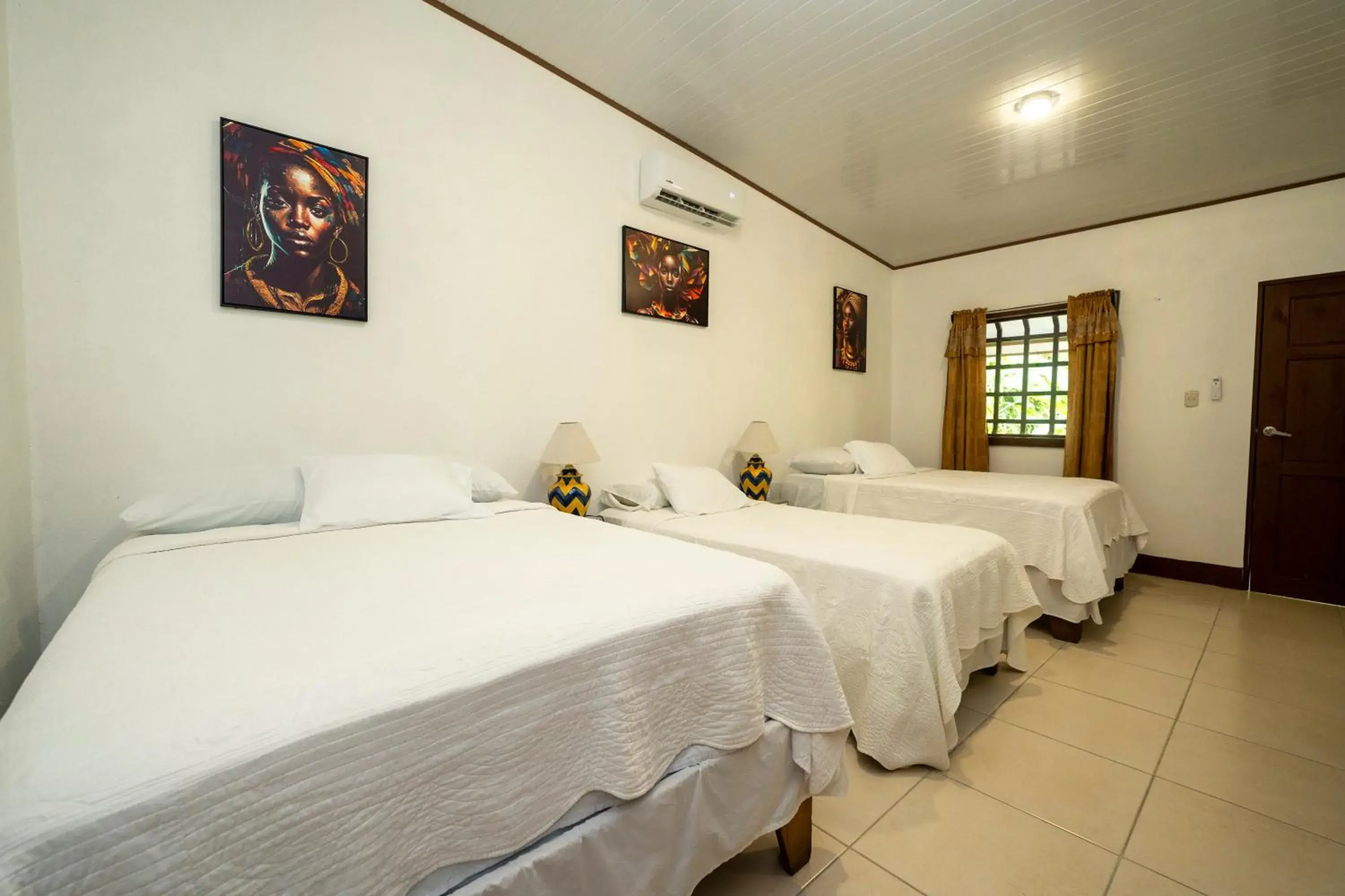 Family Room with Garden View in Hotel Tortuguero Beachfront Family Room with Garden View in Hotel Tortuguero Beachfront