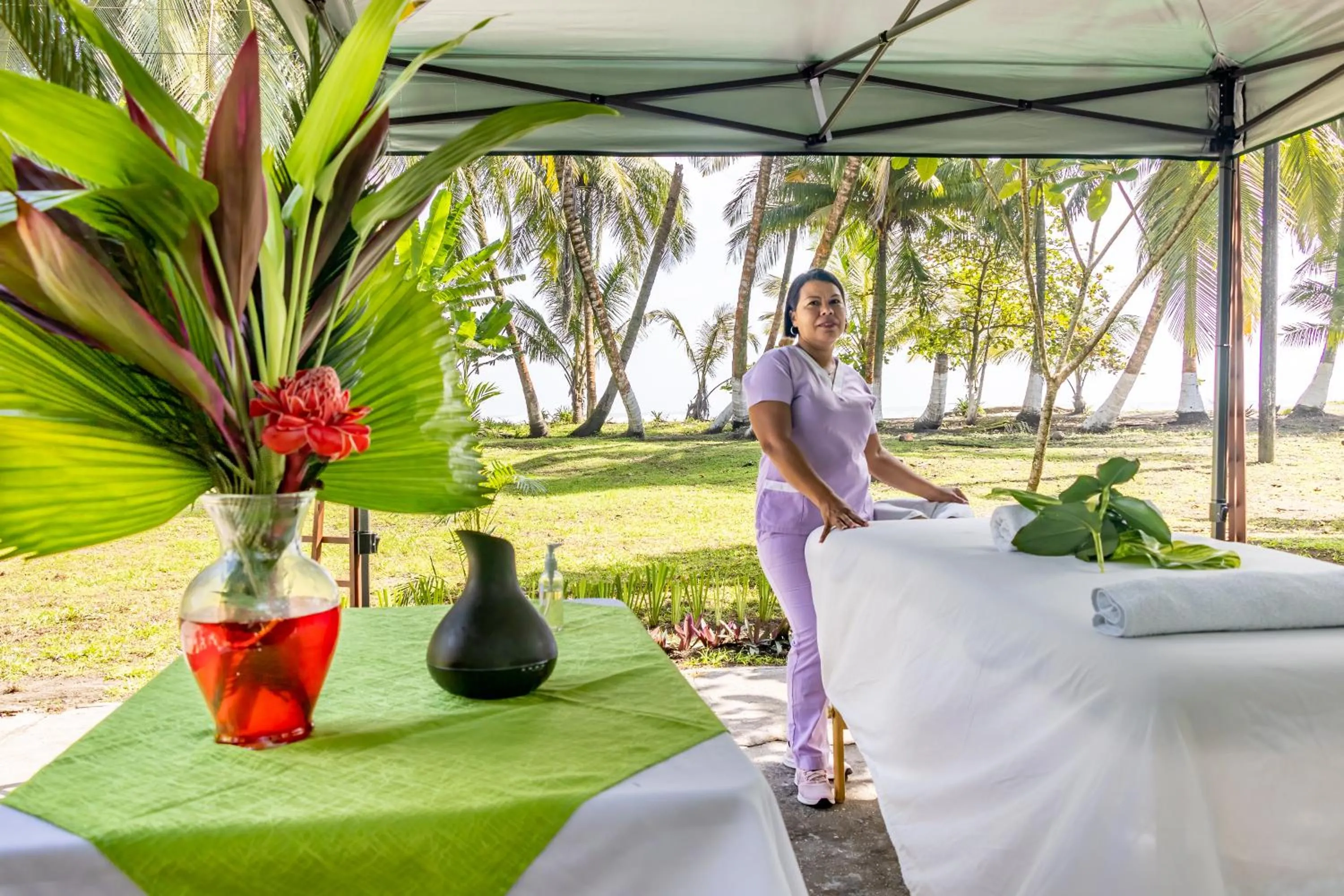 Massage in Hotel Tortuguero Beachfront