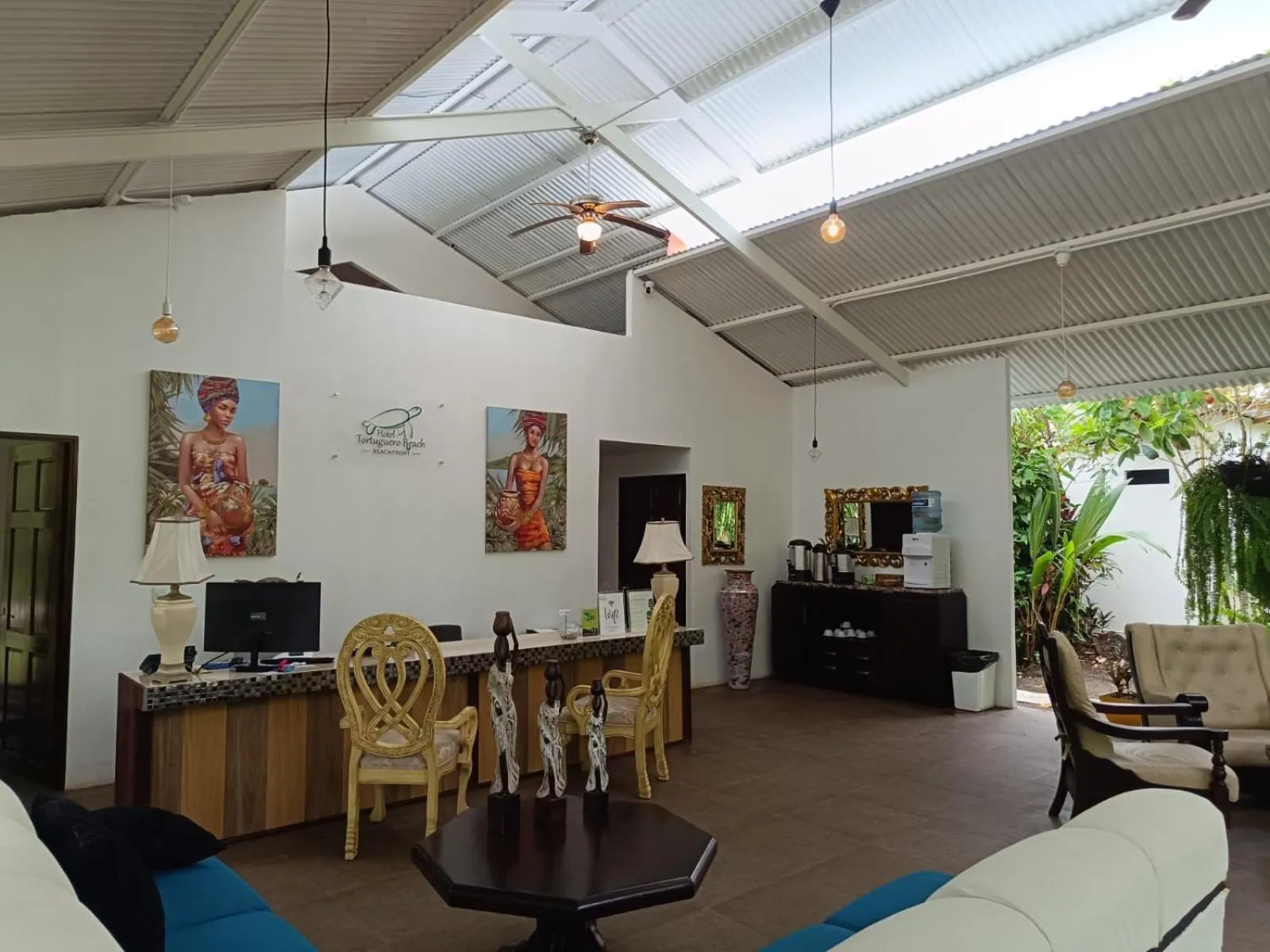 Lobby or reception in Hotel Tortuguero Beachfront