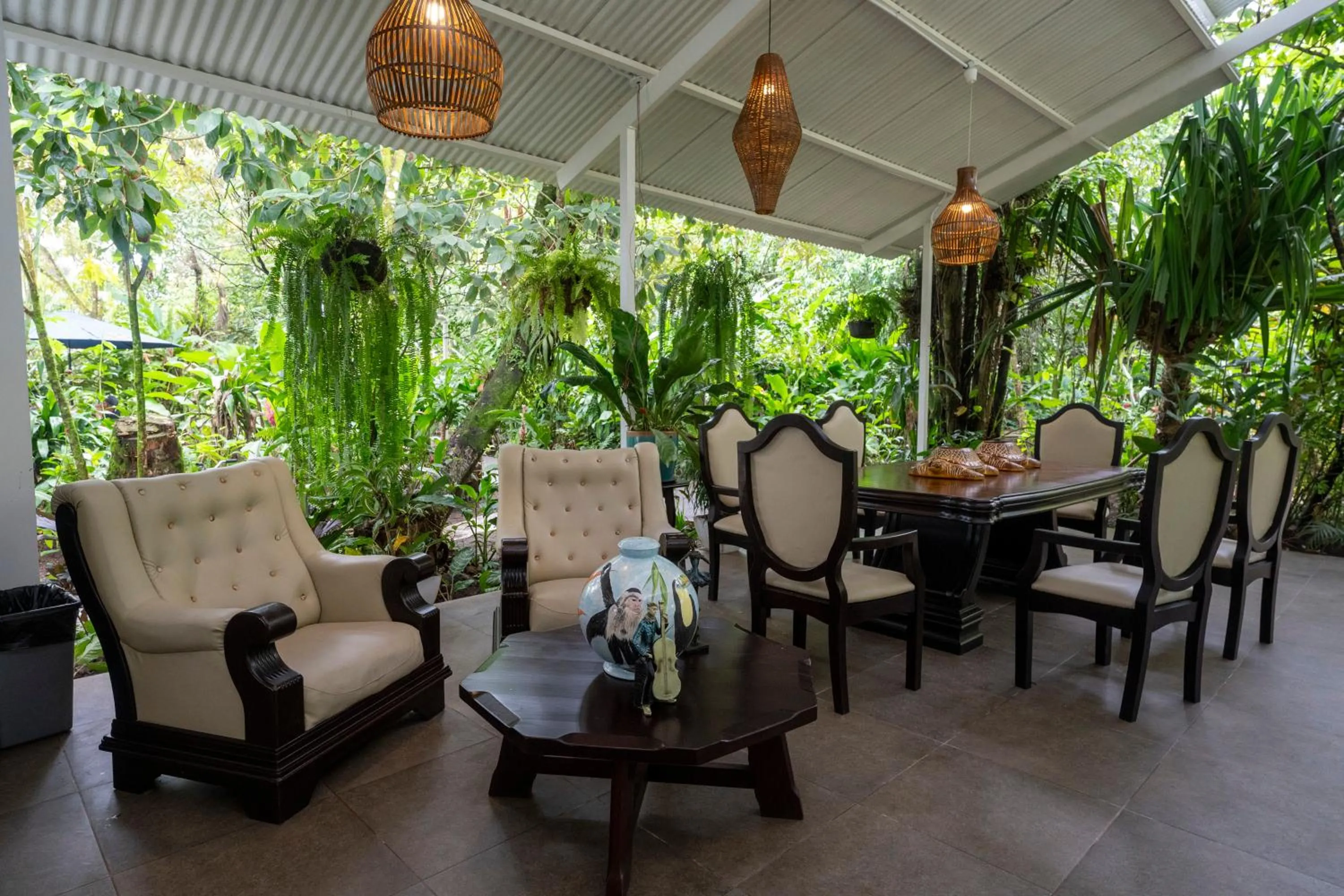 Garden in Hotel Tortuguero Beachfront