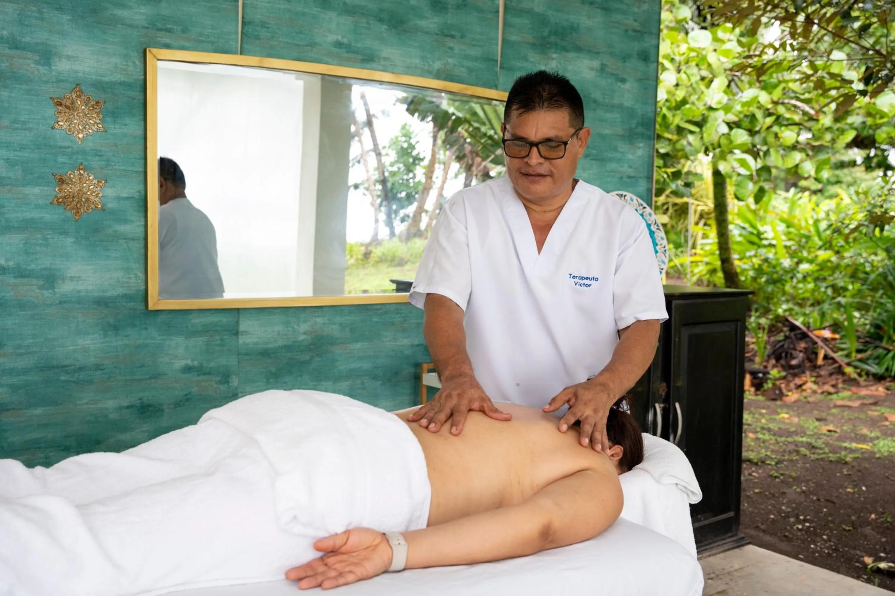 Massage in Hotel Tortuguero Beachfront