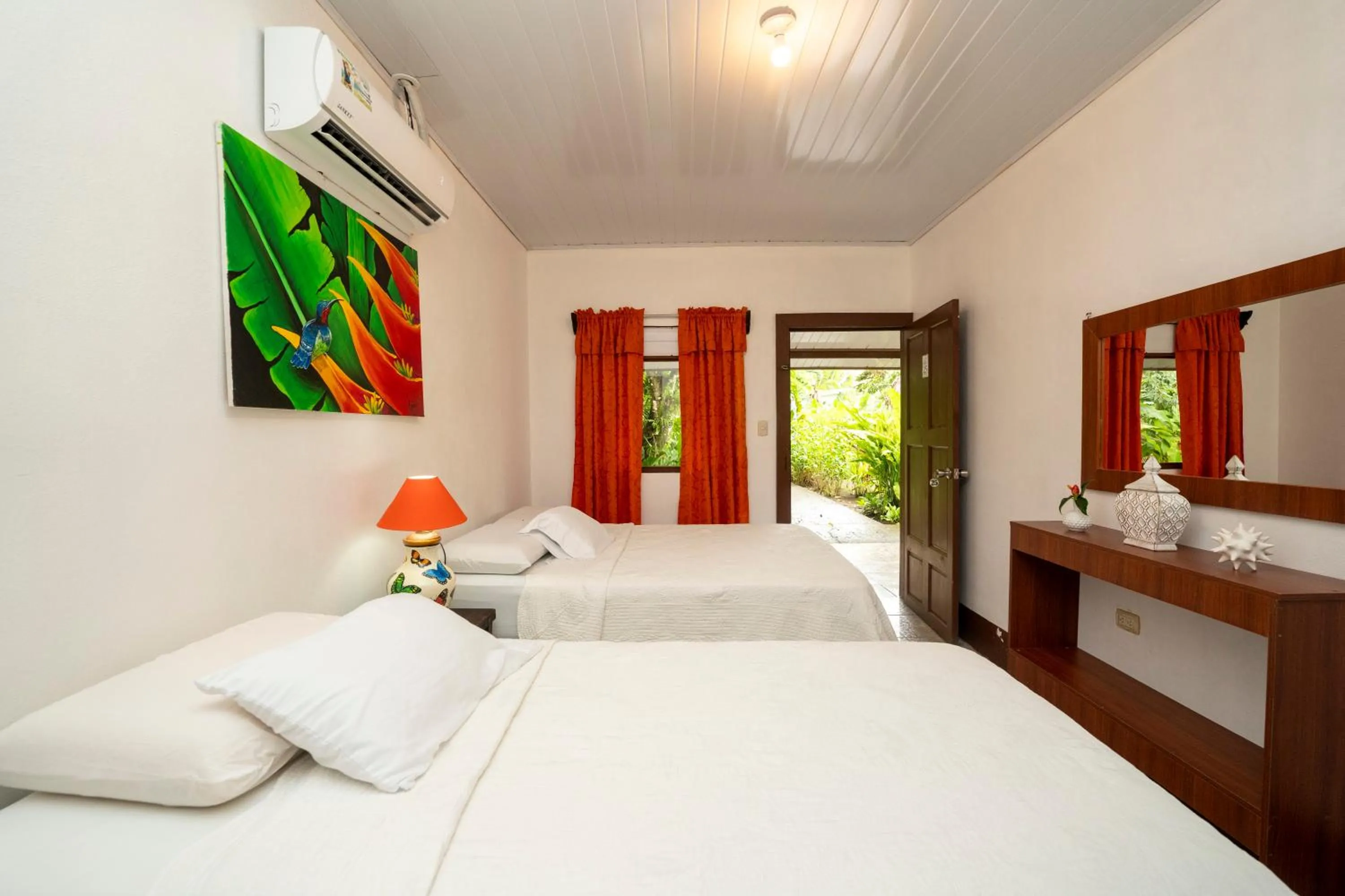 Bed in Hotel Tortuguero Beachfront