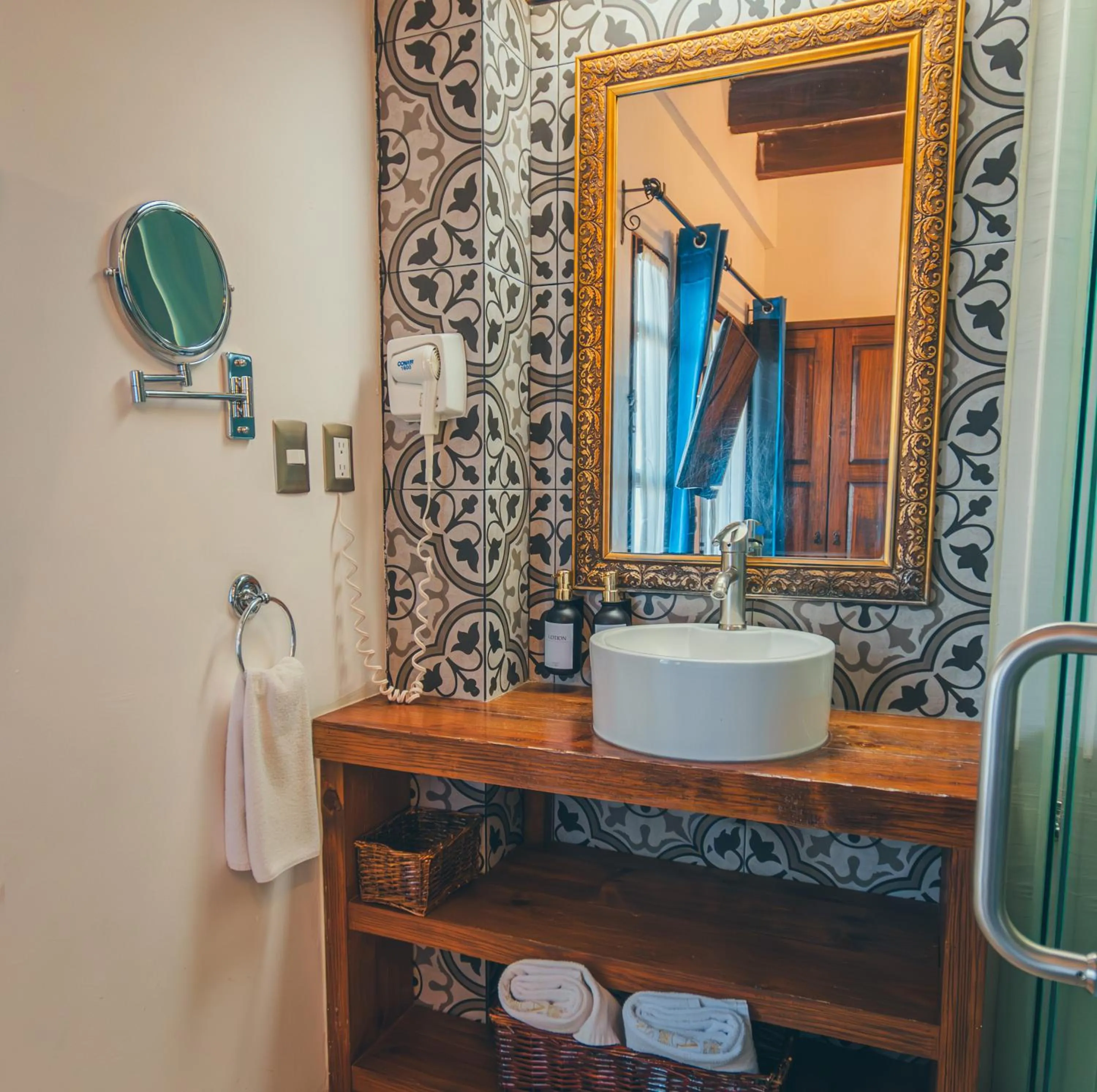 Bathroom in Hotel Boutique Casa Altamira
