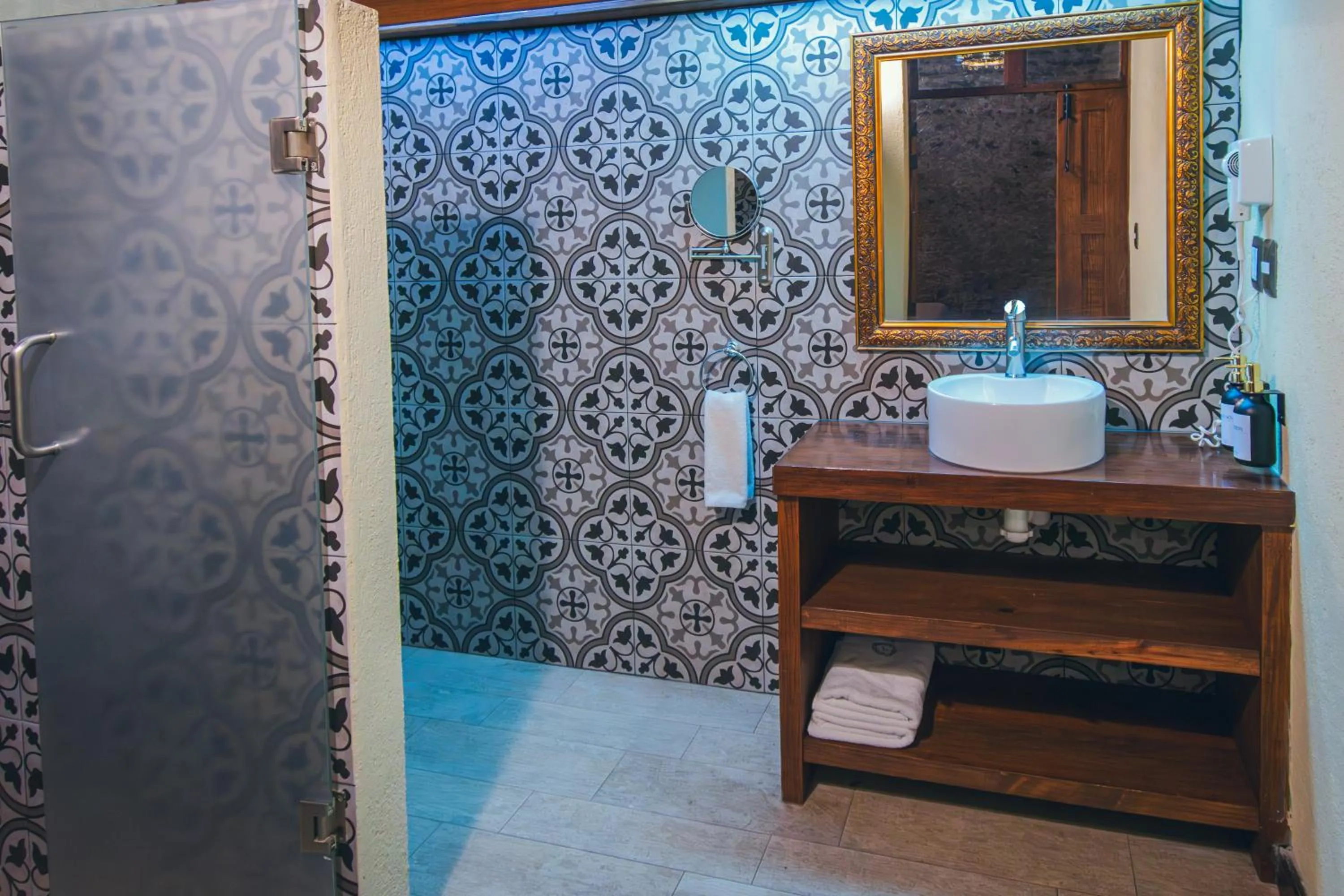 Bathroom in Hotel Boutique Casa Altamira