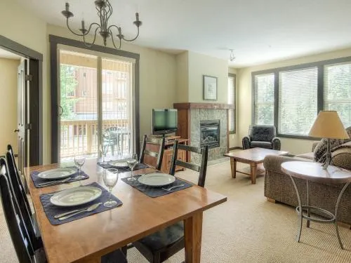 Panorama Mountain Resort - Premium Condos and Townhomes