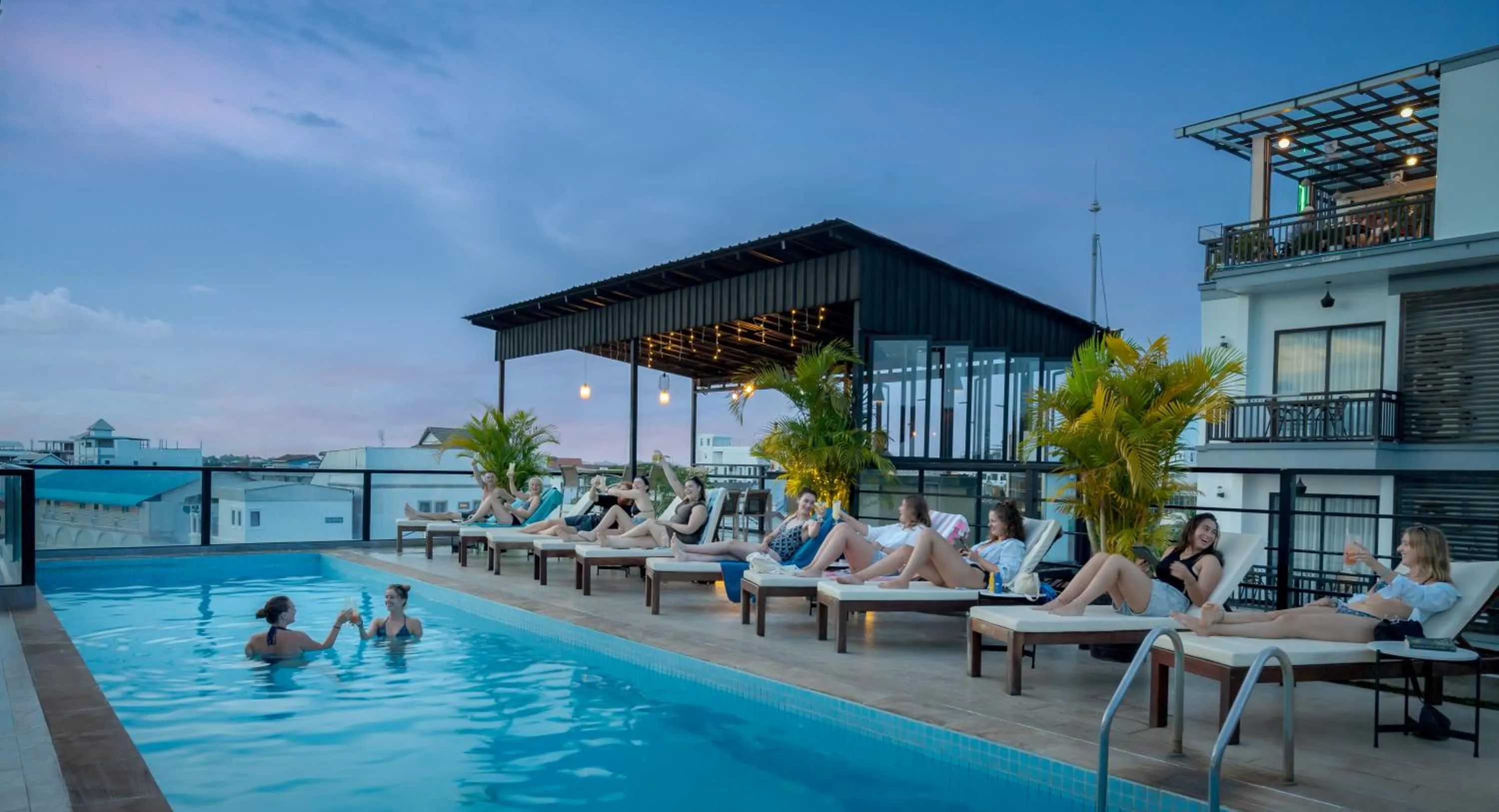 Swimming pool in Onederz Siem Reap