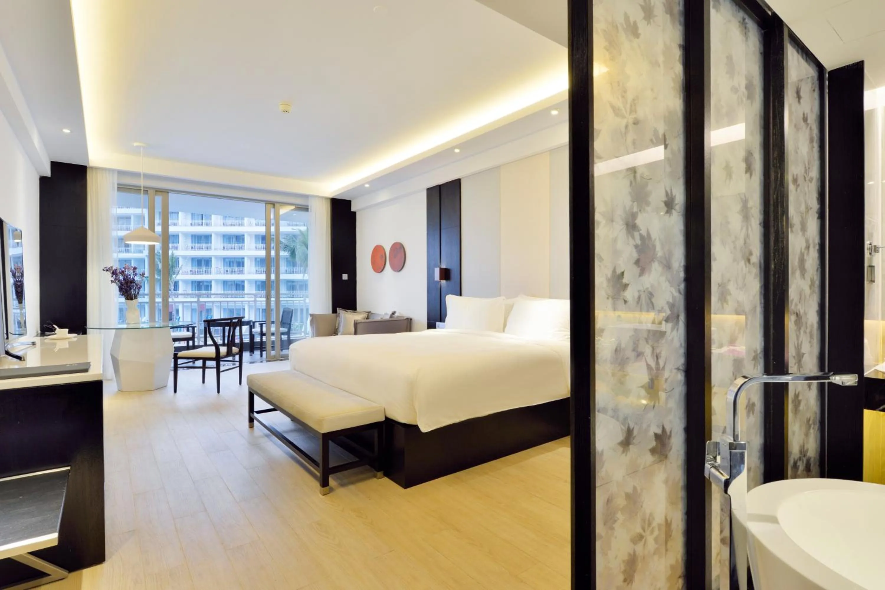 Bed in Palace Resort Yalong Bay Sanya