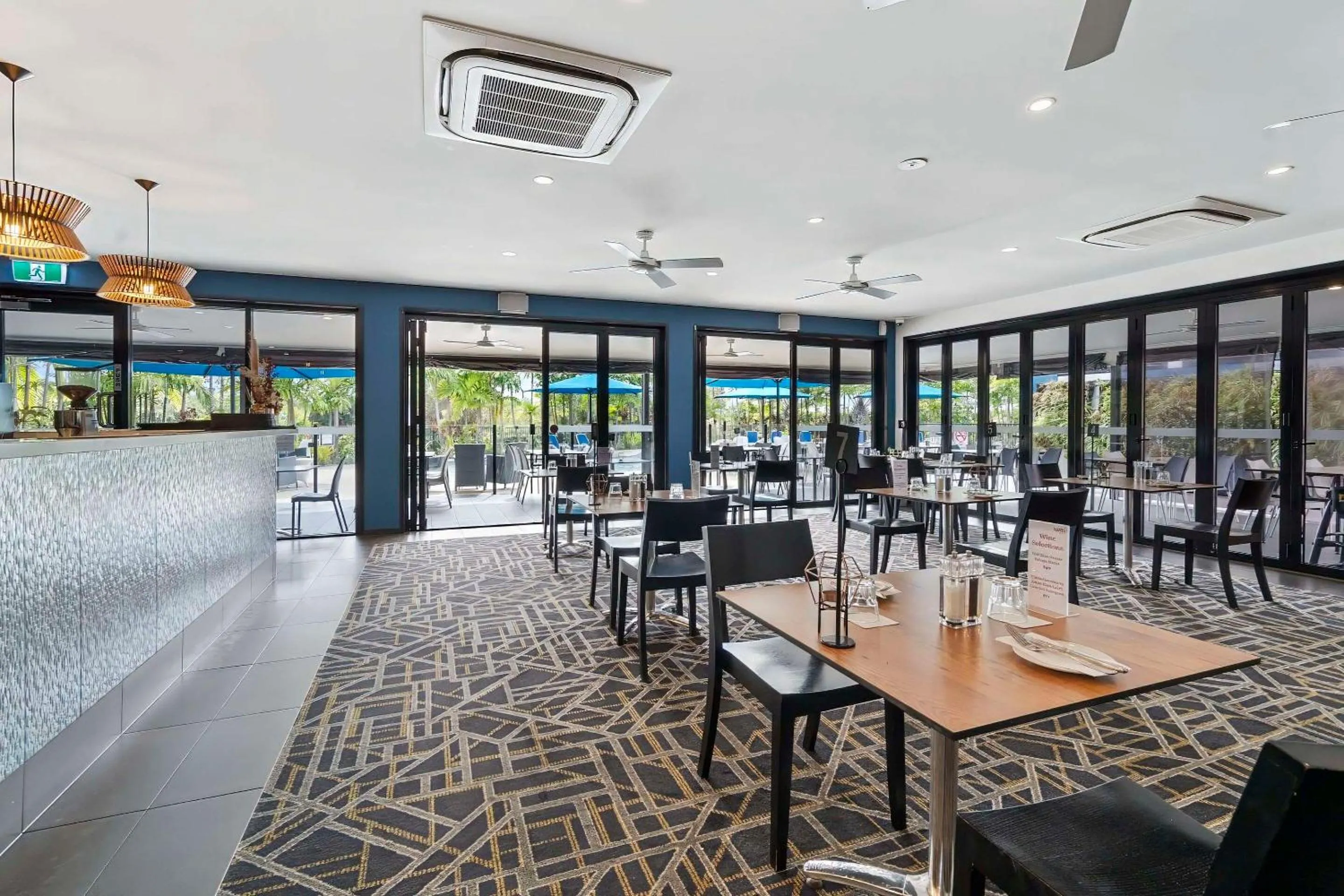 Breakfast in Quality Resort Parkhurst